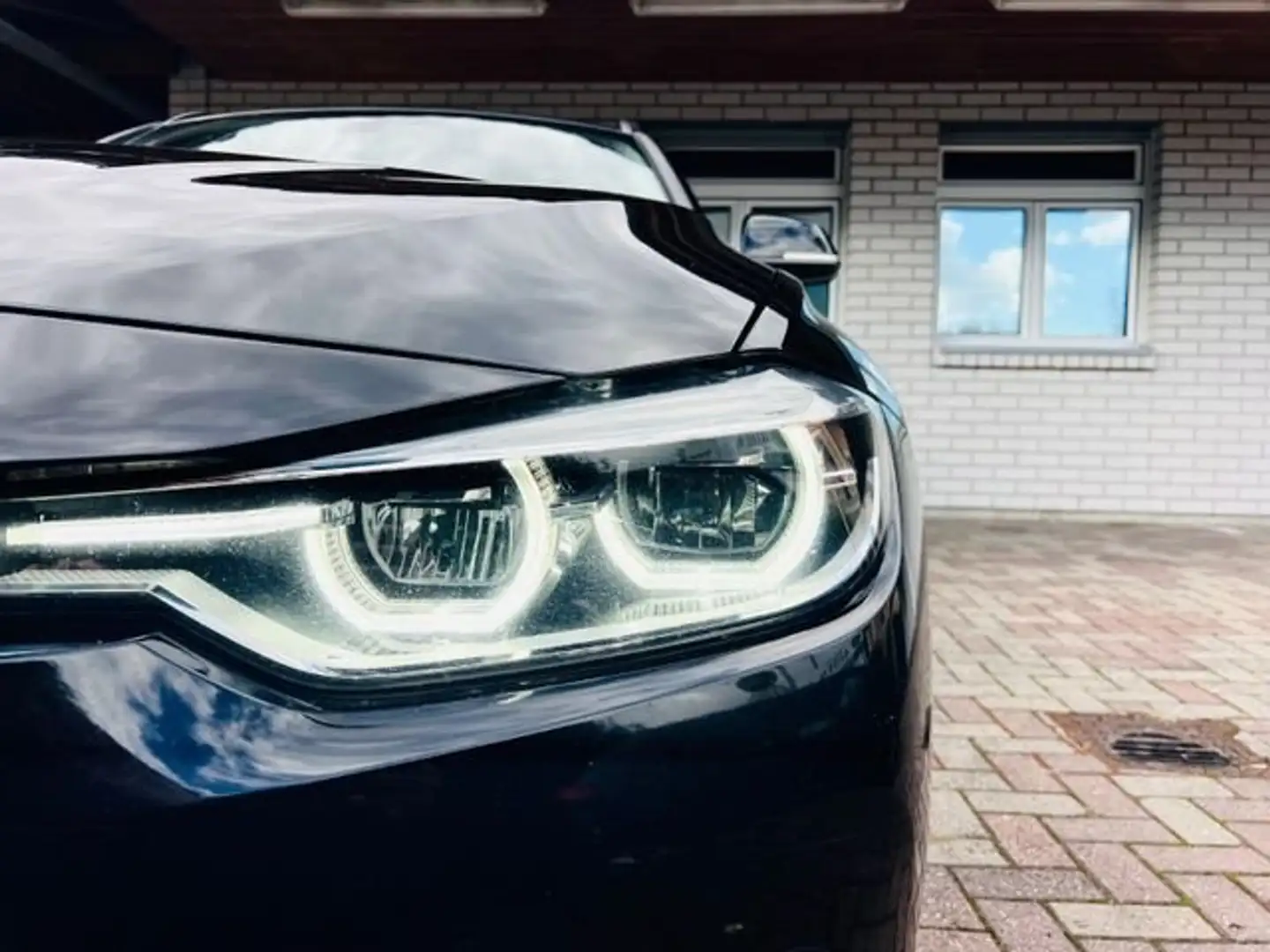 BMW 318 318 i Advantage Sitzheizun Navi LED Licht EURO6 Schwarz - 2