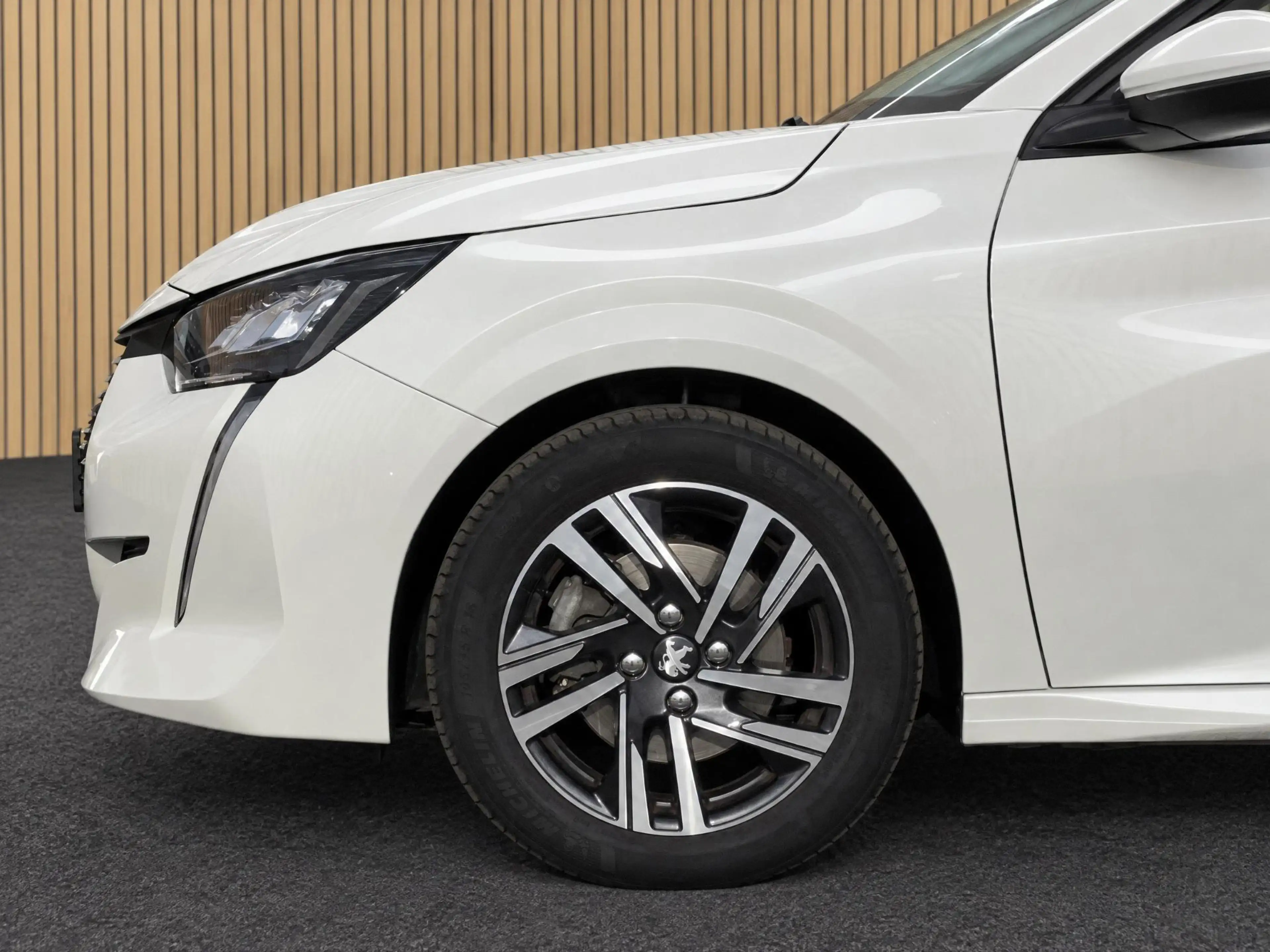 Peugeot 208 1.2 PT Allure Pack | Camera/Navi/Climate — photo 9