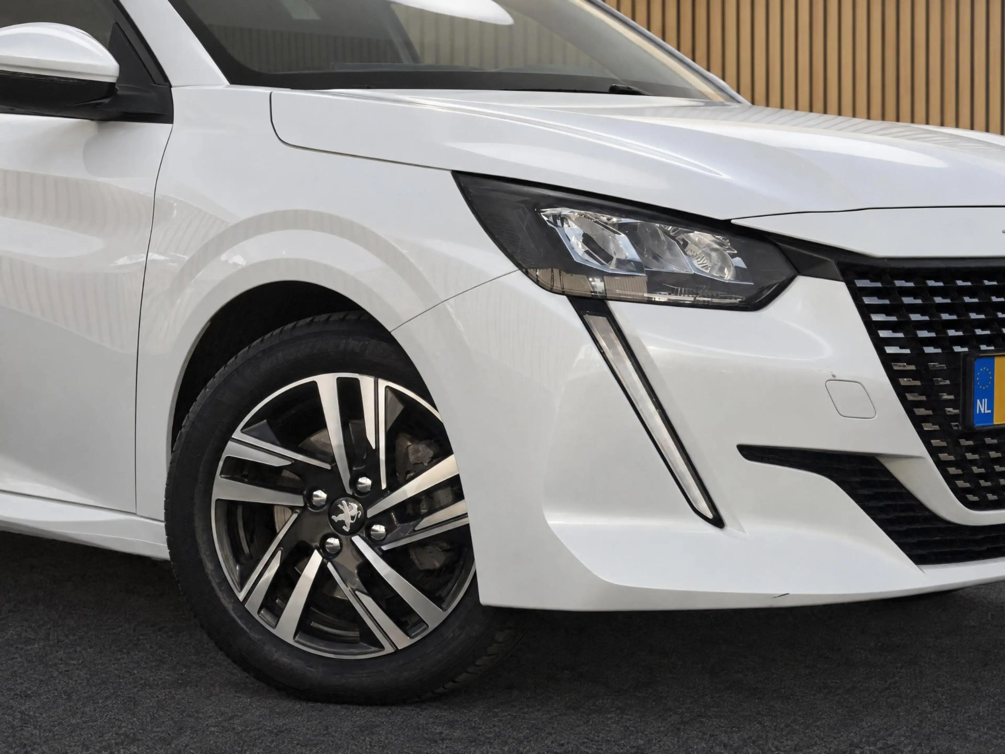 Peugeot 208 1.2 PT Allure Pack | Camera/Navi/Climate — photo 14