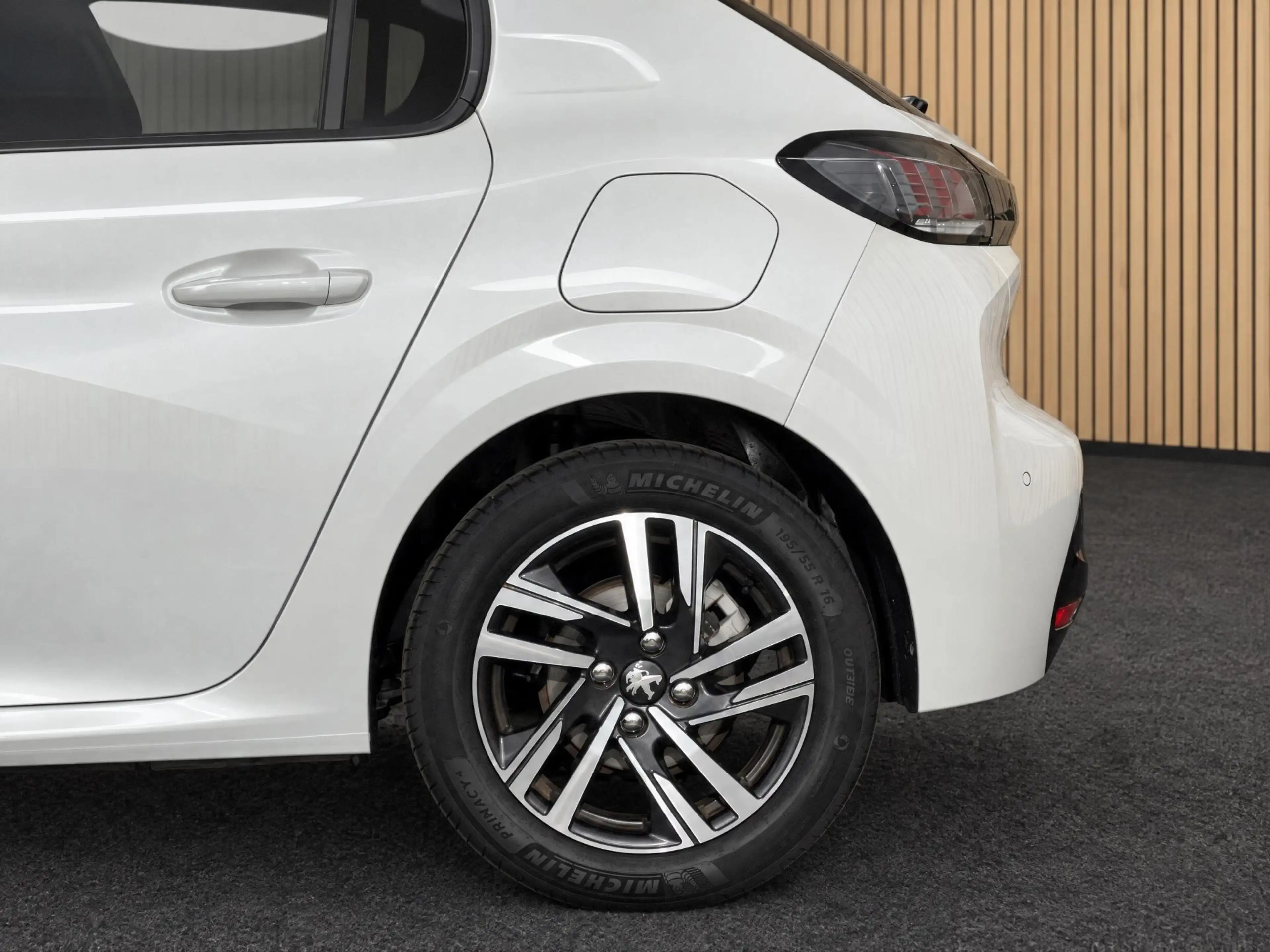 Peugeot 208 1.2 PT Allure Pack | Camera/Navi/Climate — photo 10
