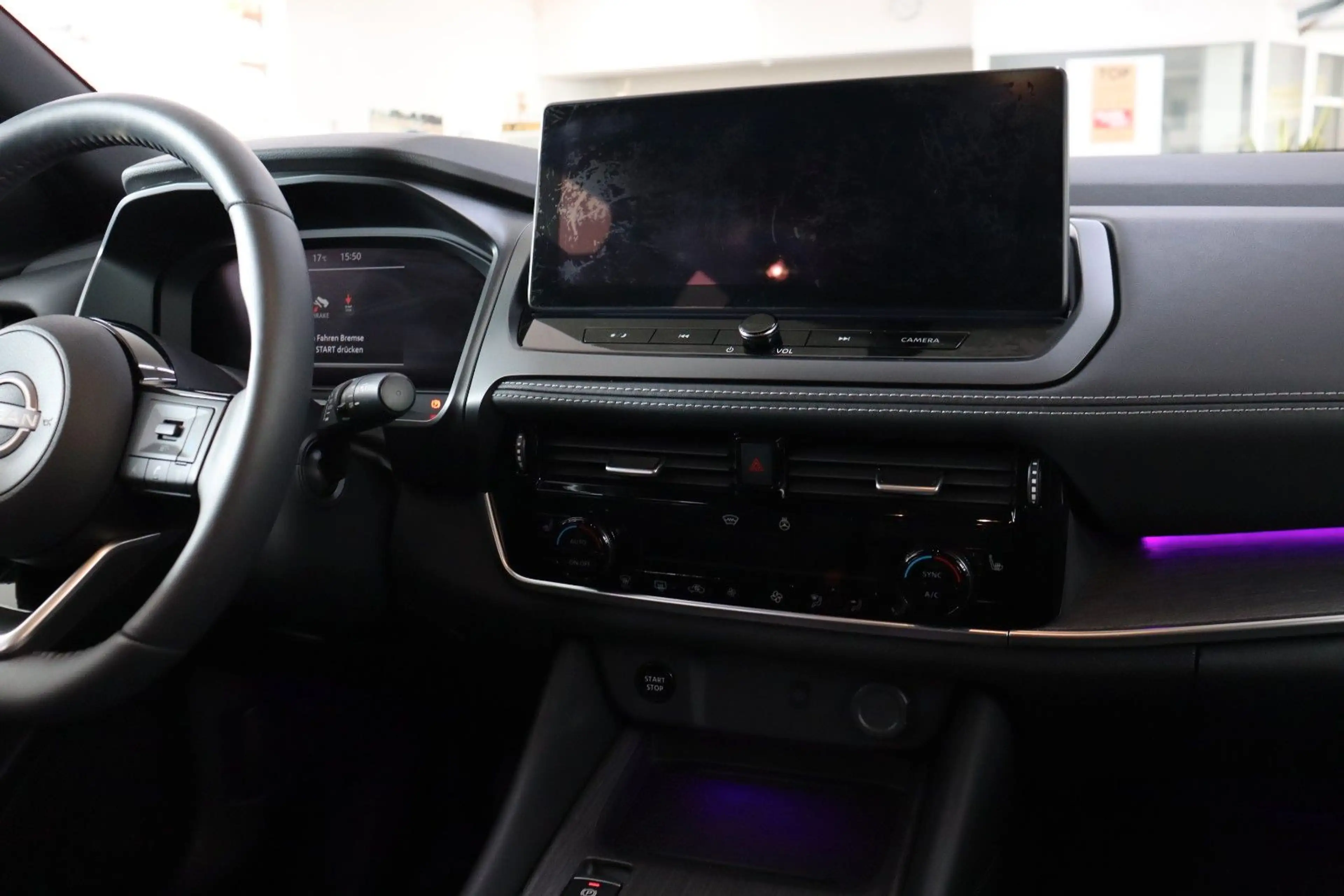 Nissan Qashqai Tekna e-Power Allwetter Pano Leder — photo 10