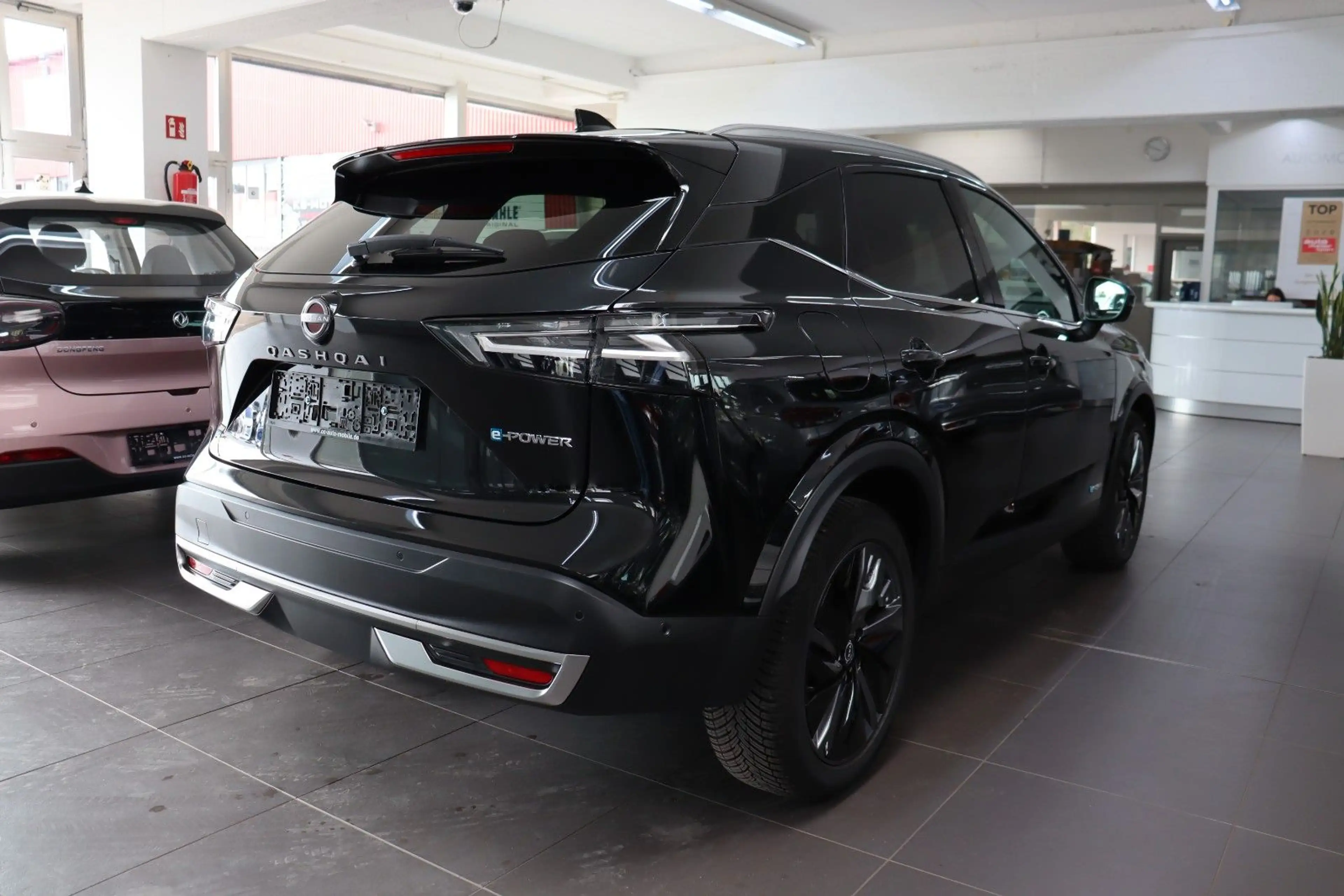 Nissan Qashqai Tekna e-Power Allwetter Pano Leder — photo 4