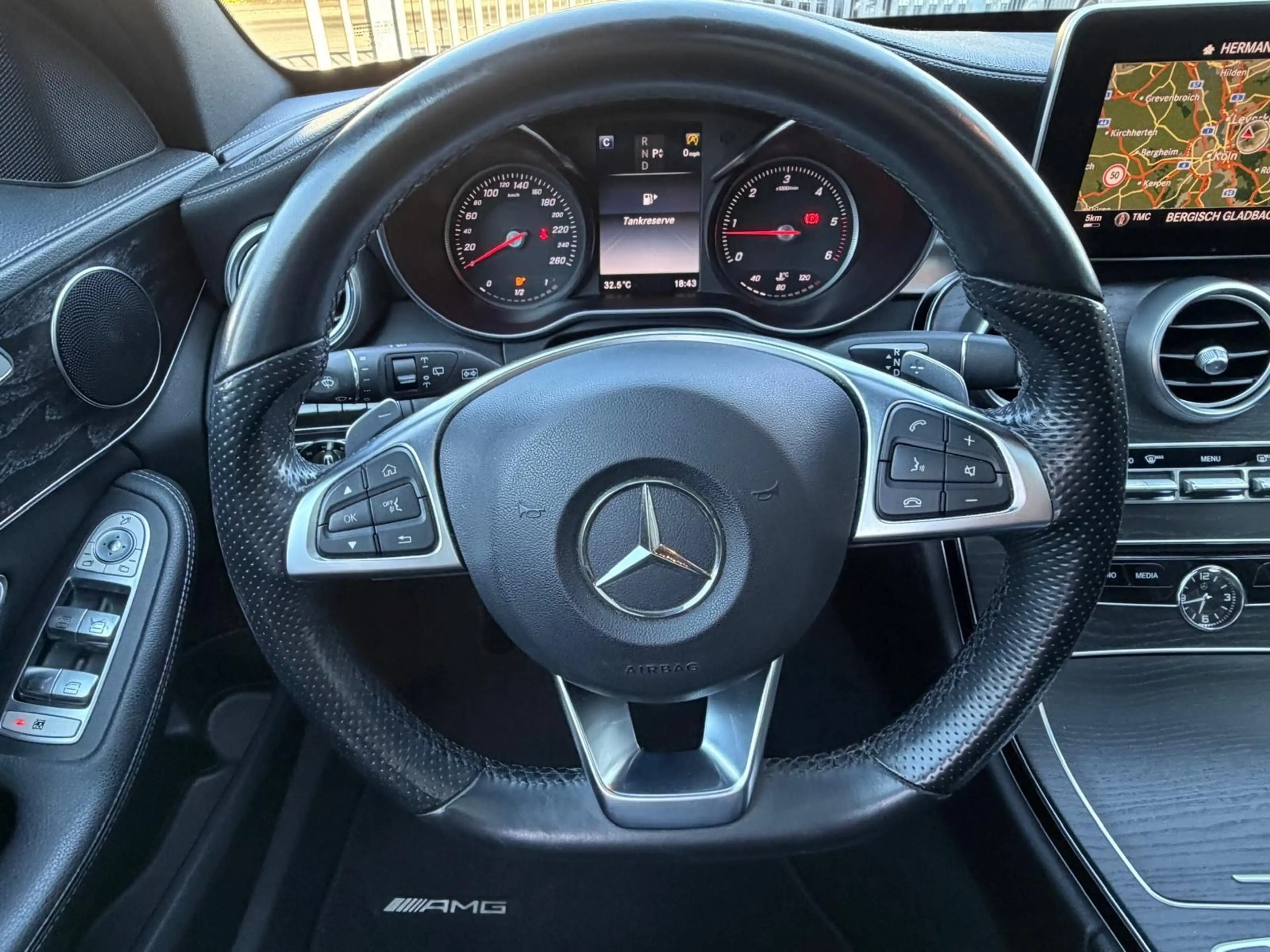 Mercedes-Benz C 250 d 4M AMG-Line AHK*PANO*LEDER*NAVI*KAMERA* — photo 13