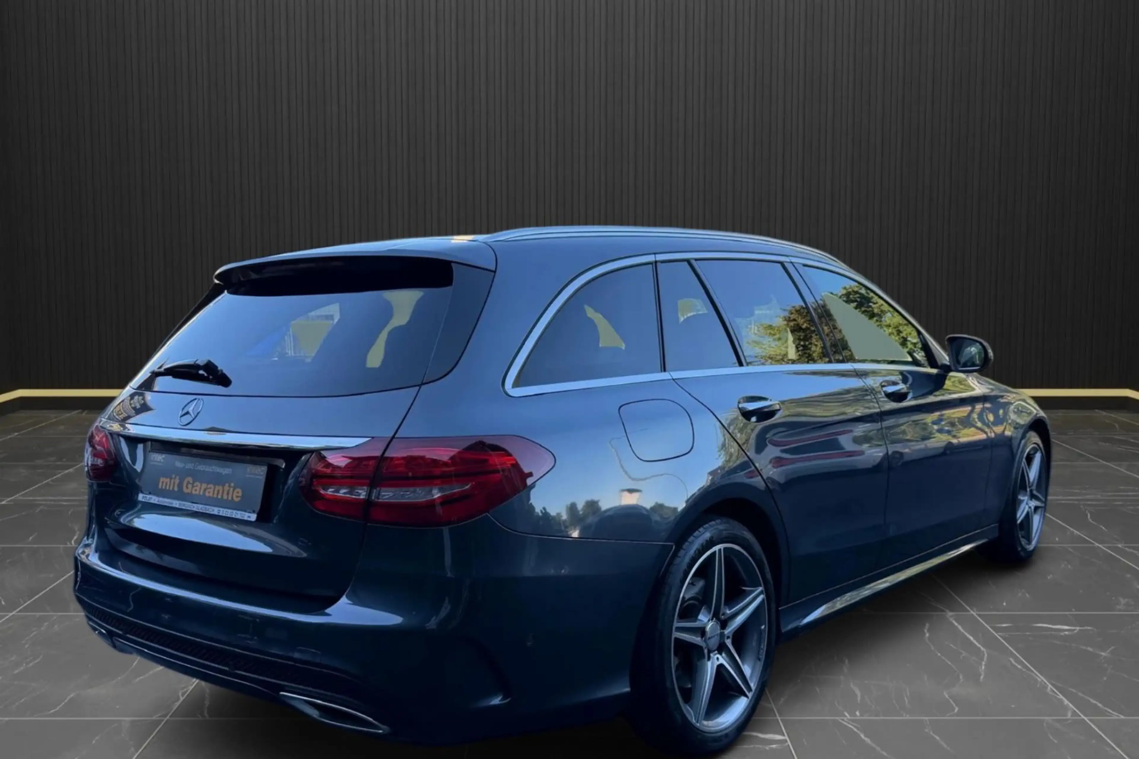Mercedes-Benz C 250 d 4M AMG-Line AHK*PANO*LEDER*NAVI*KAMERA* — photo 5