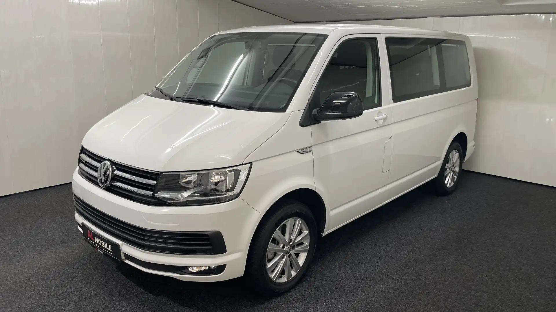 Volkswagen T6 Caravelle Comfortline 4Motion 2.0 TDI Automatik 8-SITZER Weiß - 1