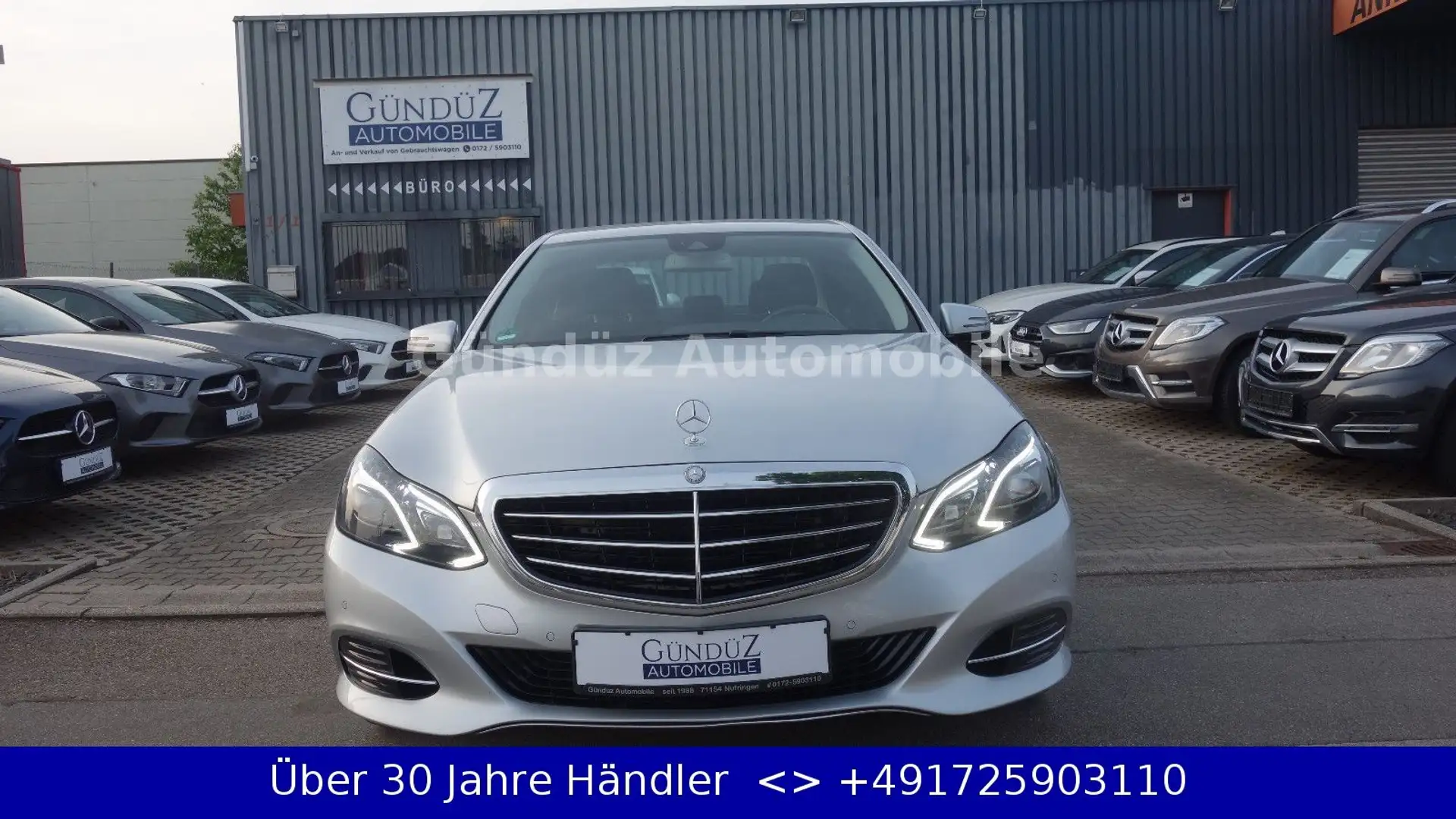 Mercedes-Benz E 200 d BlueTec 7G-TRONIC*ELEGANCE* AHK*NAVI*LED srebrna - 2