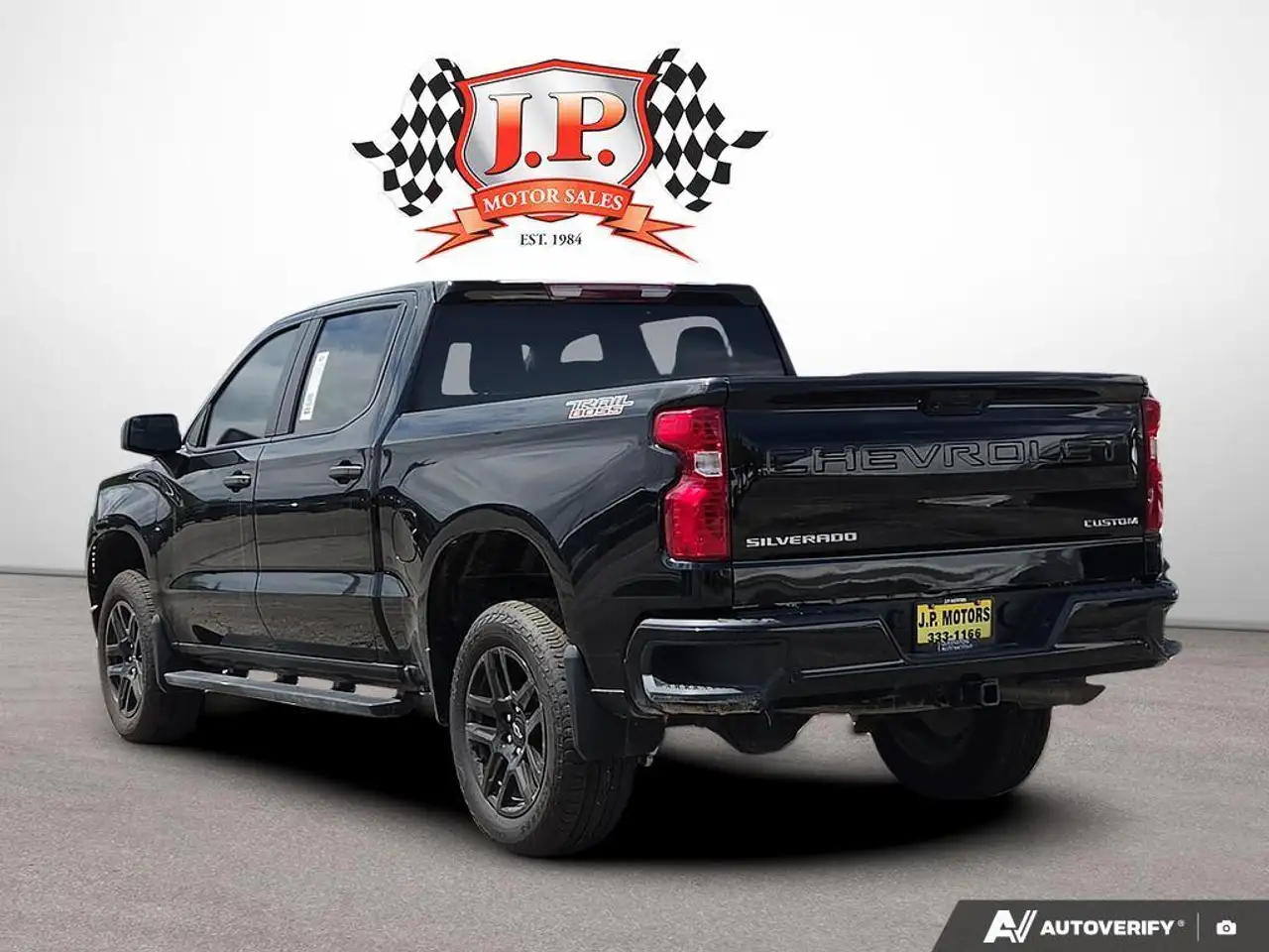 Chevrolet Silverado 1500 снимка Chevrolet Silverado 1500
