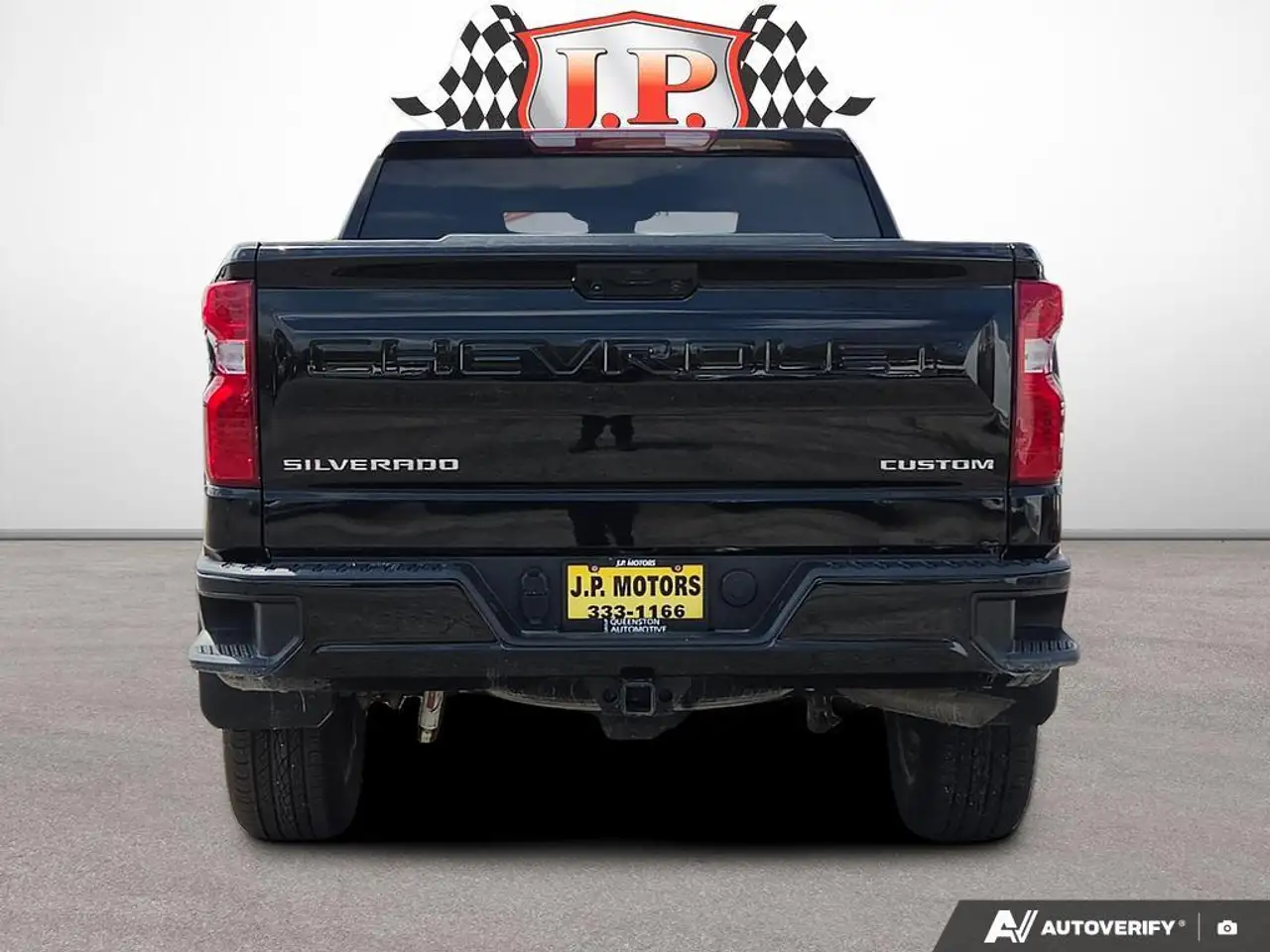 Chevrolet Silverado 1500 снимка Chevrolet Silverado 1500