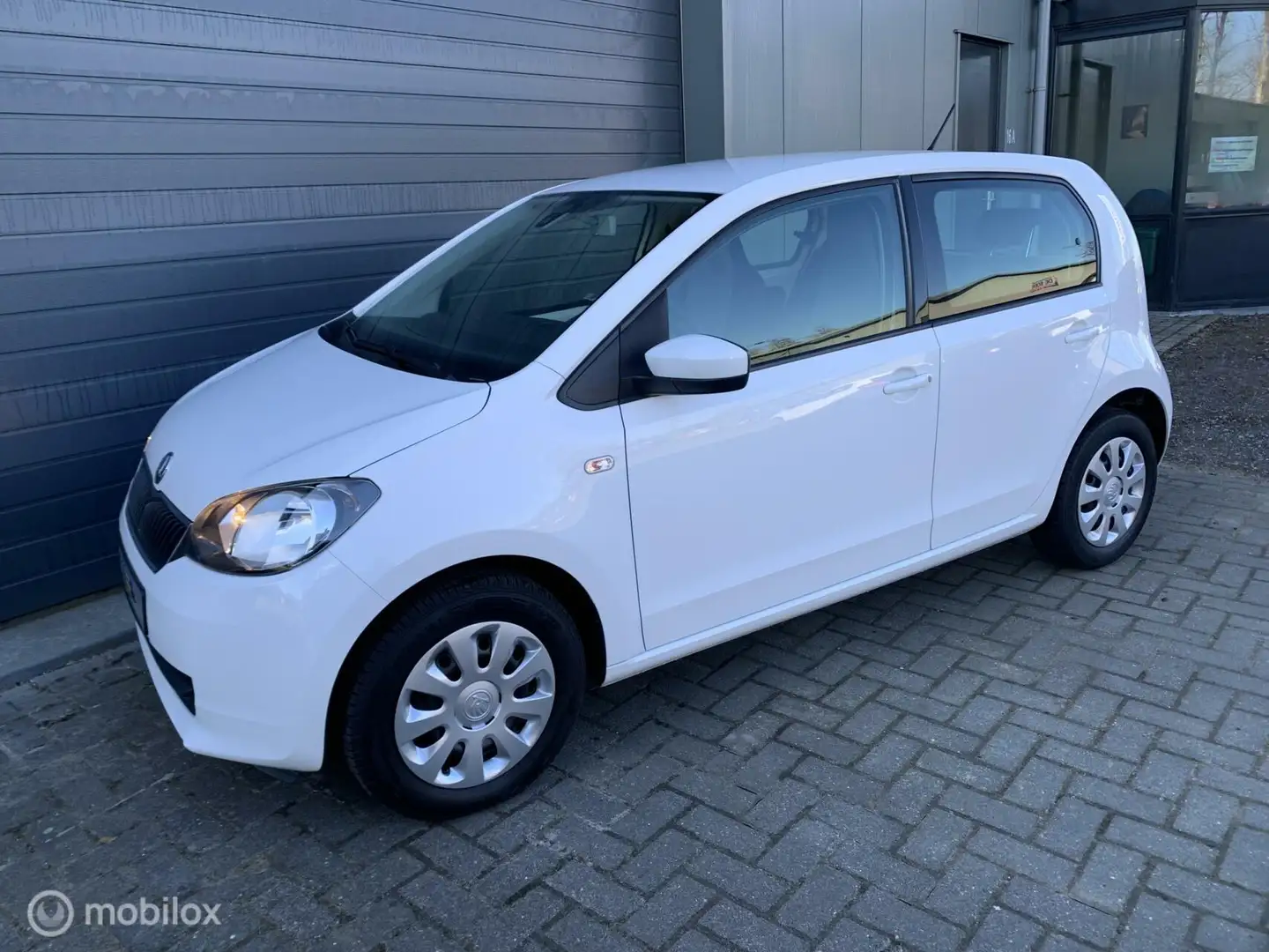 Skoda Citigo 1.0 Greentech Active A/C|Park.sensor | IsoFix Blanc - 2