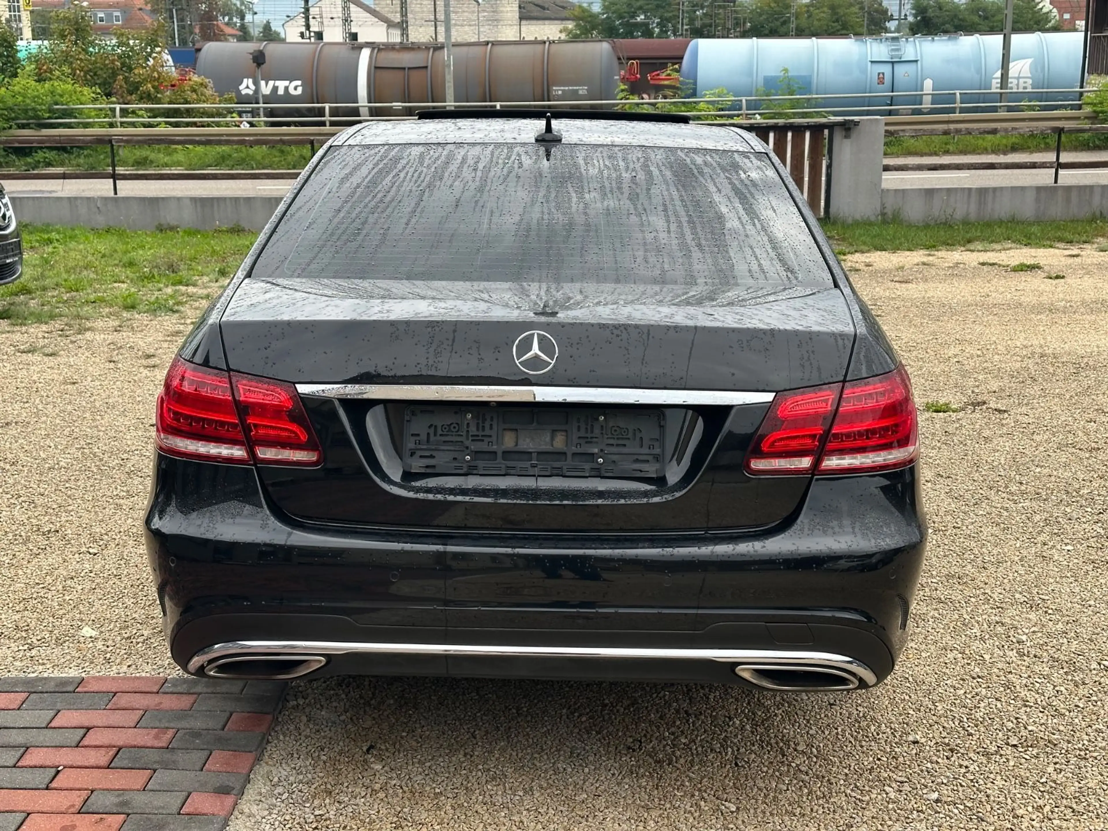 Mercedes-Benz E 350 BlueTec *AMG Paket *Pano — photo 8
