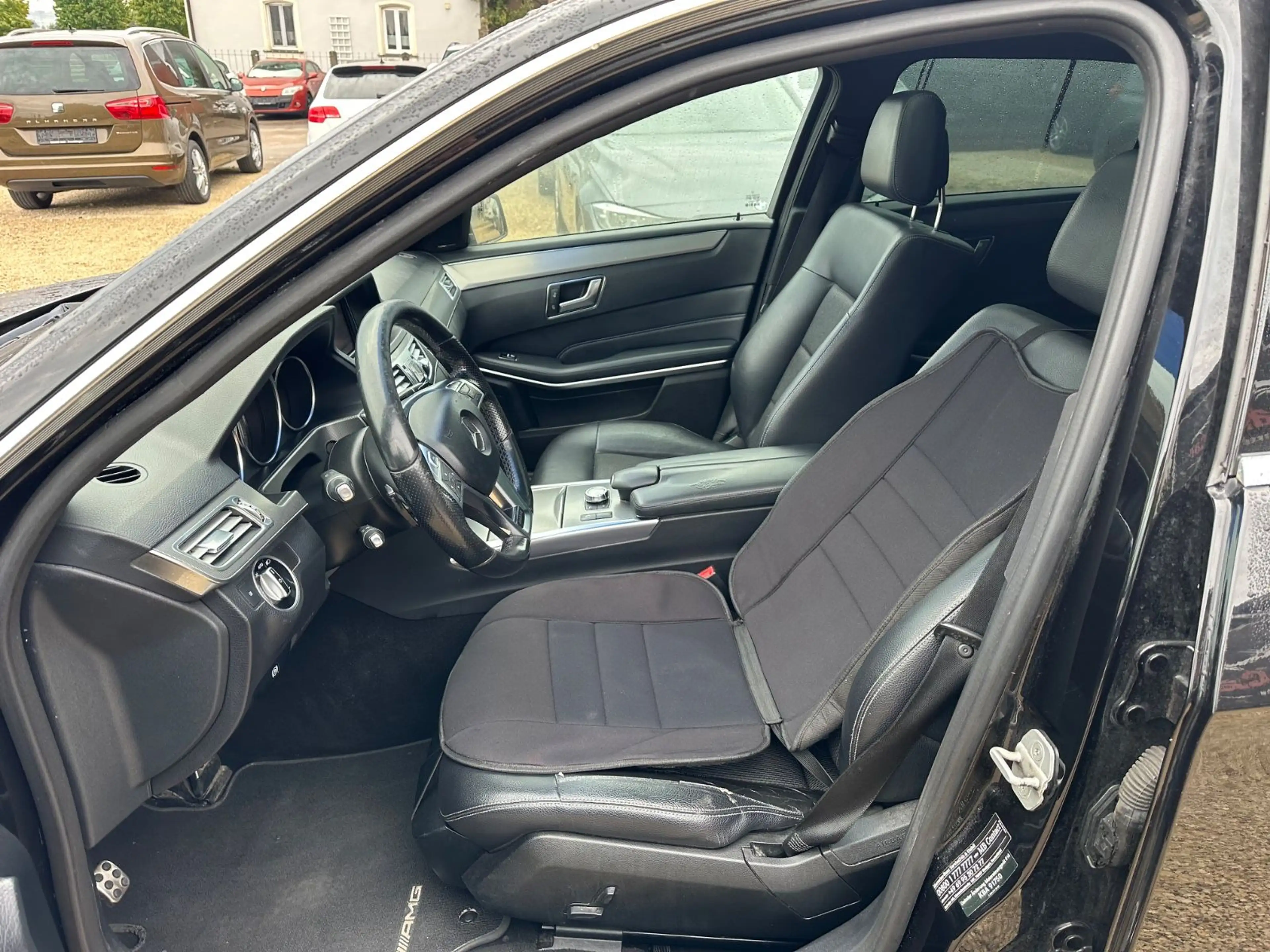 Mercedes-Benz E 350 BlueTec *AMG Paket *Pano — photo 6