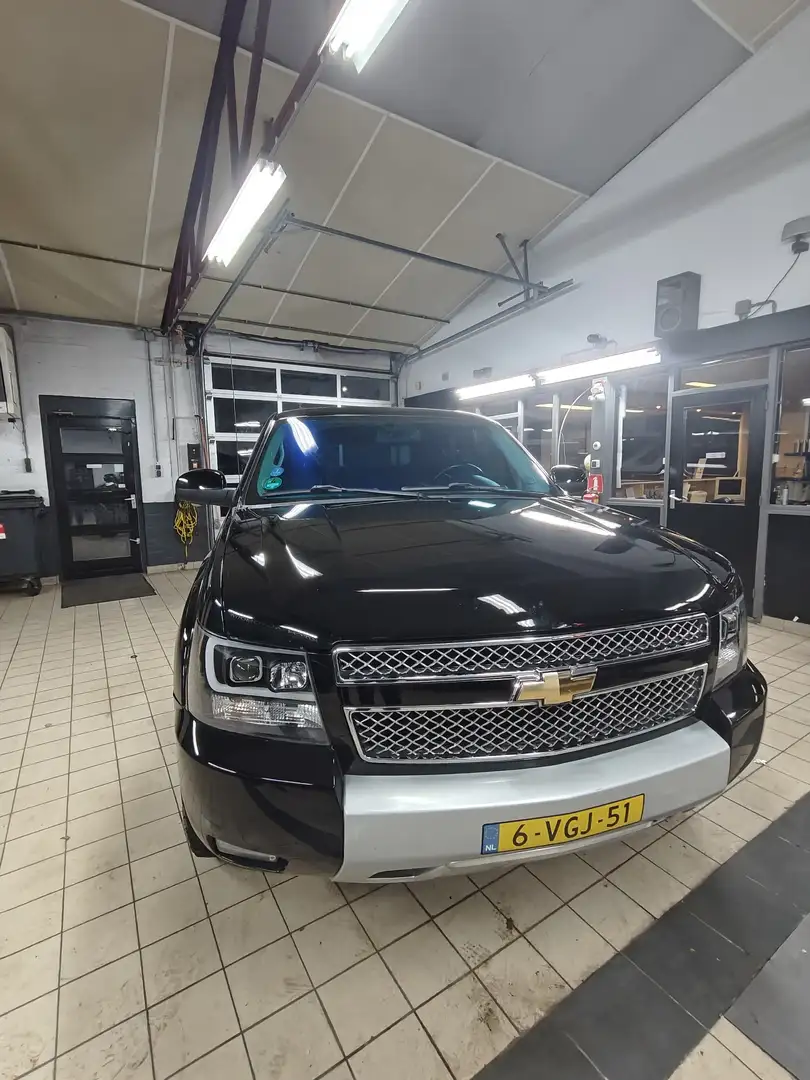 Chevrolet Avalanche 5.3 V8 4WD Negru - 1