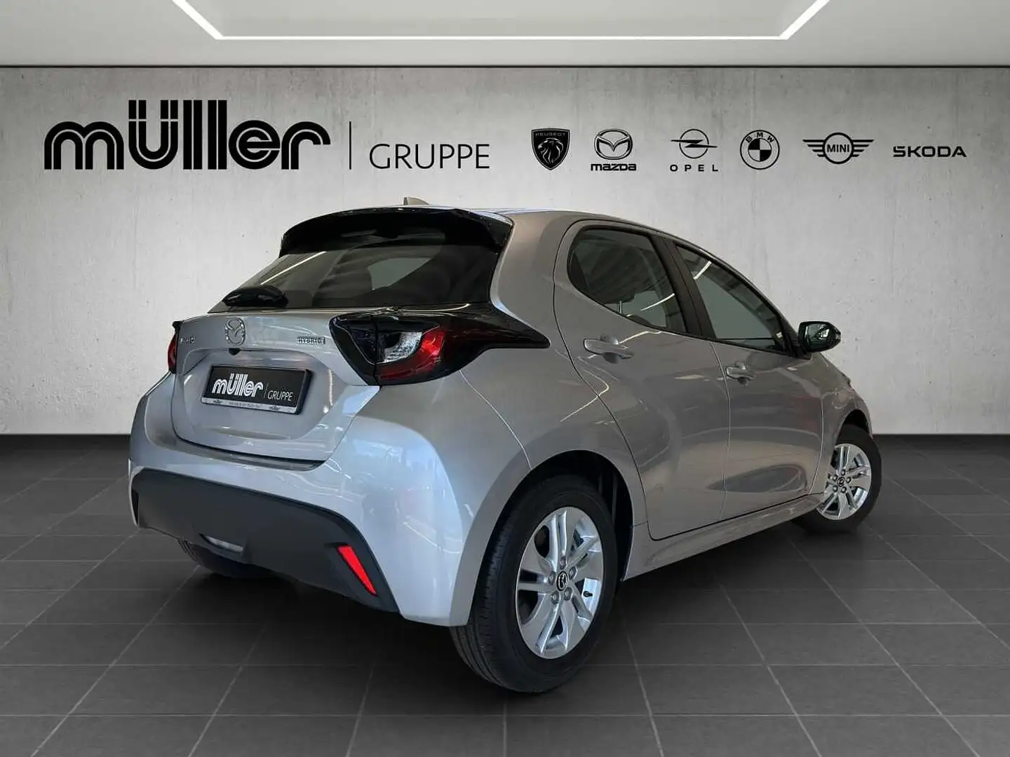 Mazda 2 Hybrid VVT-i 116 PS e-CVT FWD CENTRE Mazda2 Hybrid Plateado - 2