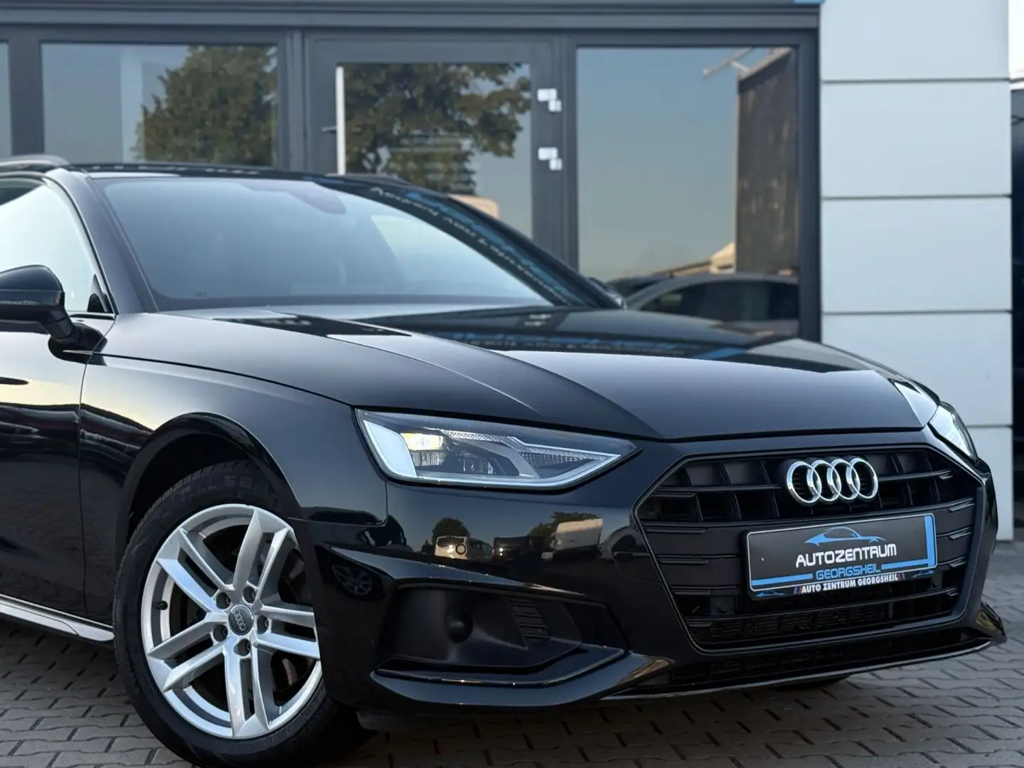 Audi A4 Avant 35 TDI-LED-Volleder-ACC-Navi-Memory-Sitz Schwarz - 2