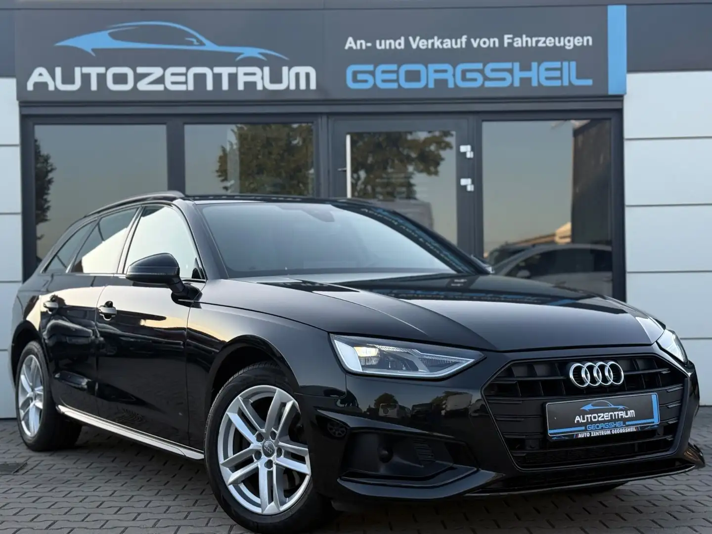 Audi A4 Avant 35 TDI-LED-Volleder-ACC-Navi-Memory-Sitz Schwarz - 1