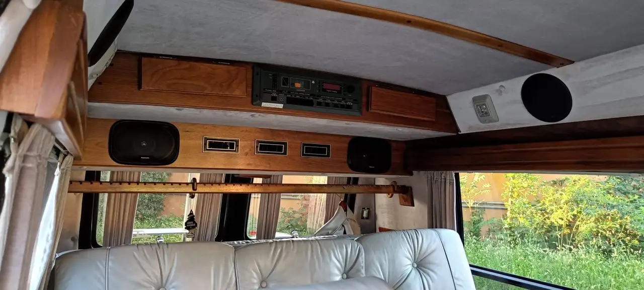 Chevrolet Chevy Van explorer conversion limited, foto 6