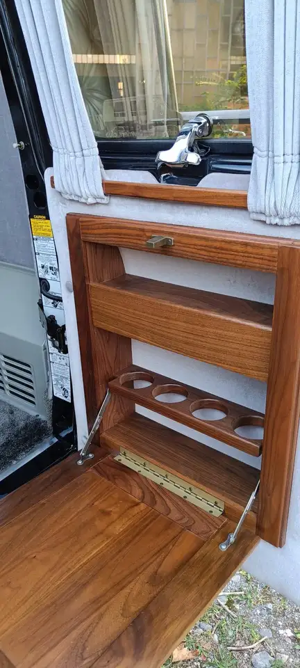 Chevrolet Chevy Van explorer conversion limited, foto 8