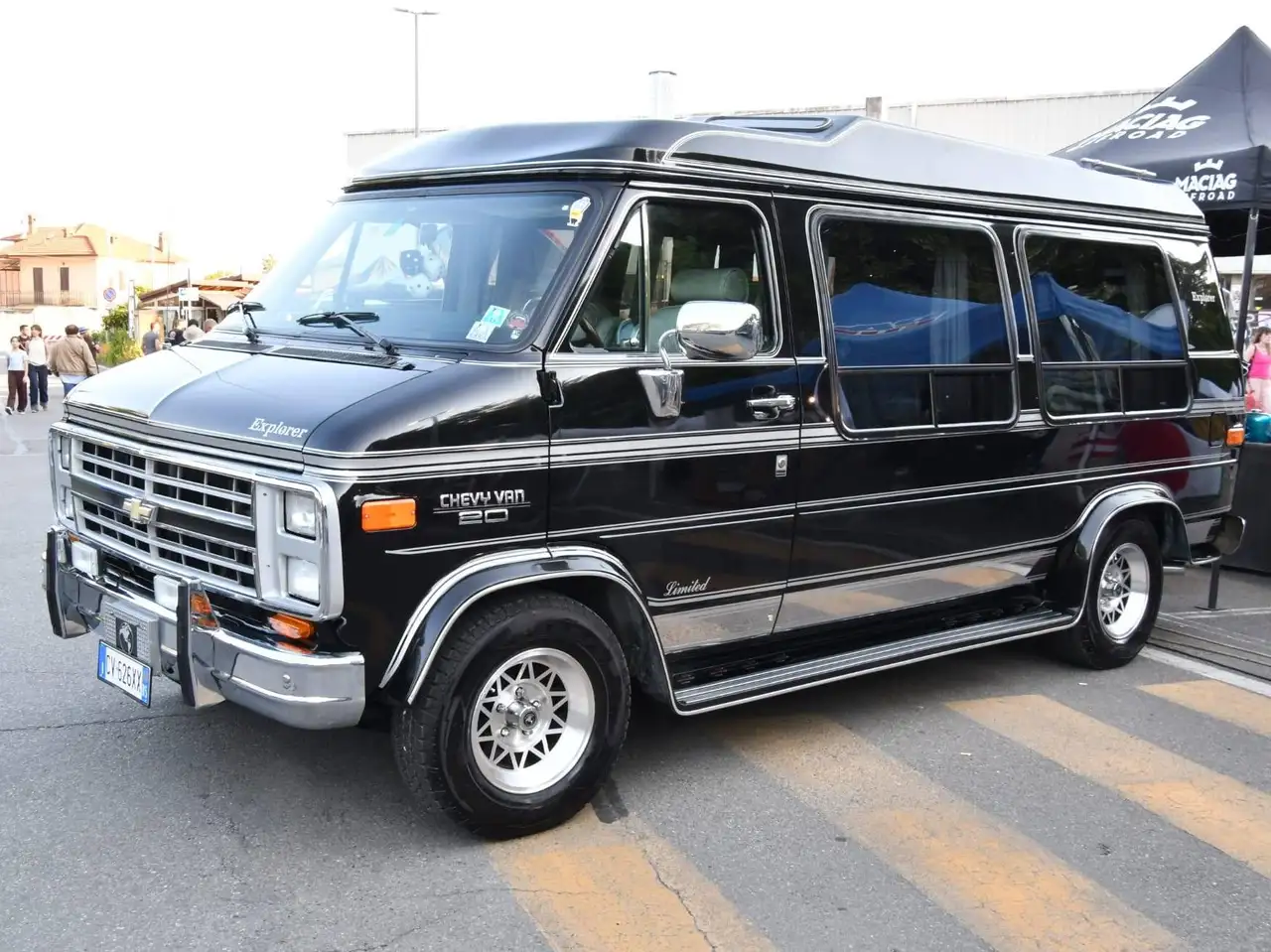 Chevrolet Chevy Van explorer conversion limited, foto 1