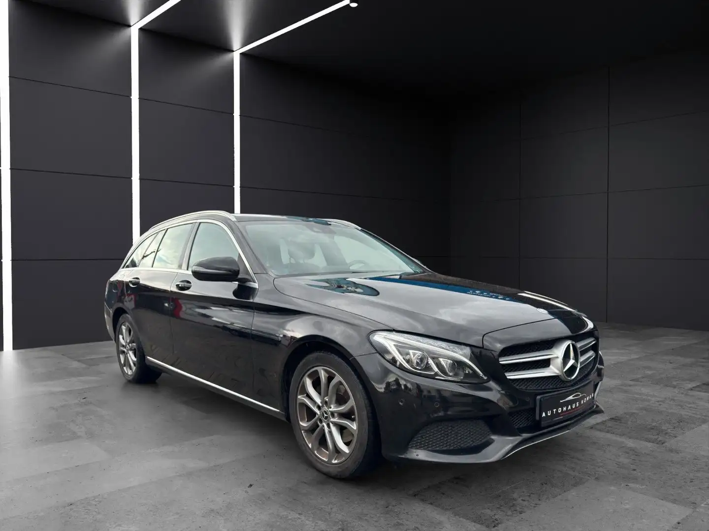 Mercedes-Benz C 200 C200d Avantgarde*TÜV*PDC*LED*AUTOM.*PANO*LED Schwarz - 2