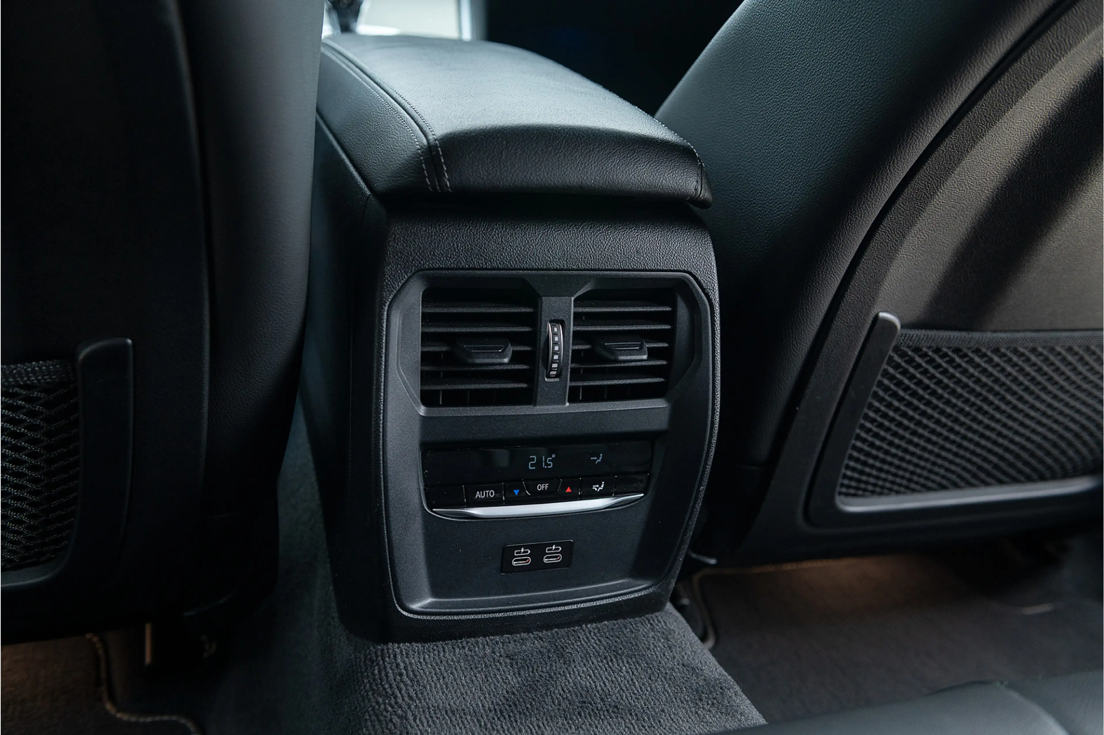 BMW 340 3-serie Touring M340i xDrive M-Sport ACC Laserlich — photo 27