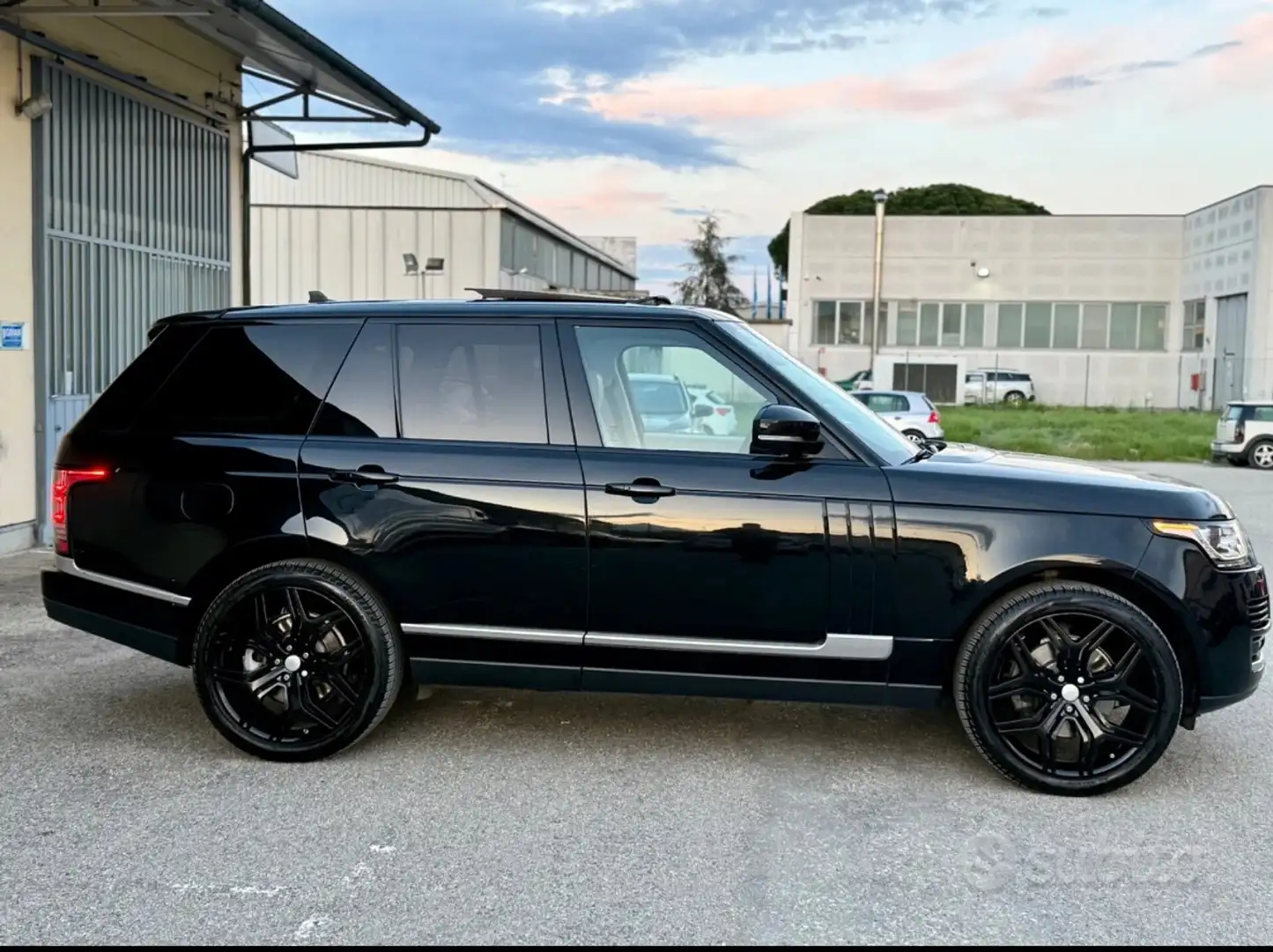 Land Rover Range Rover 3,0 v6 hse Nero - 1