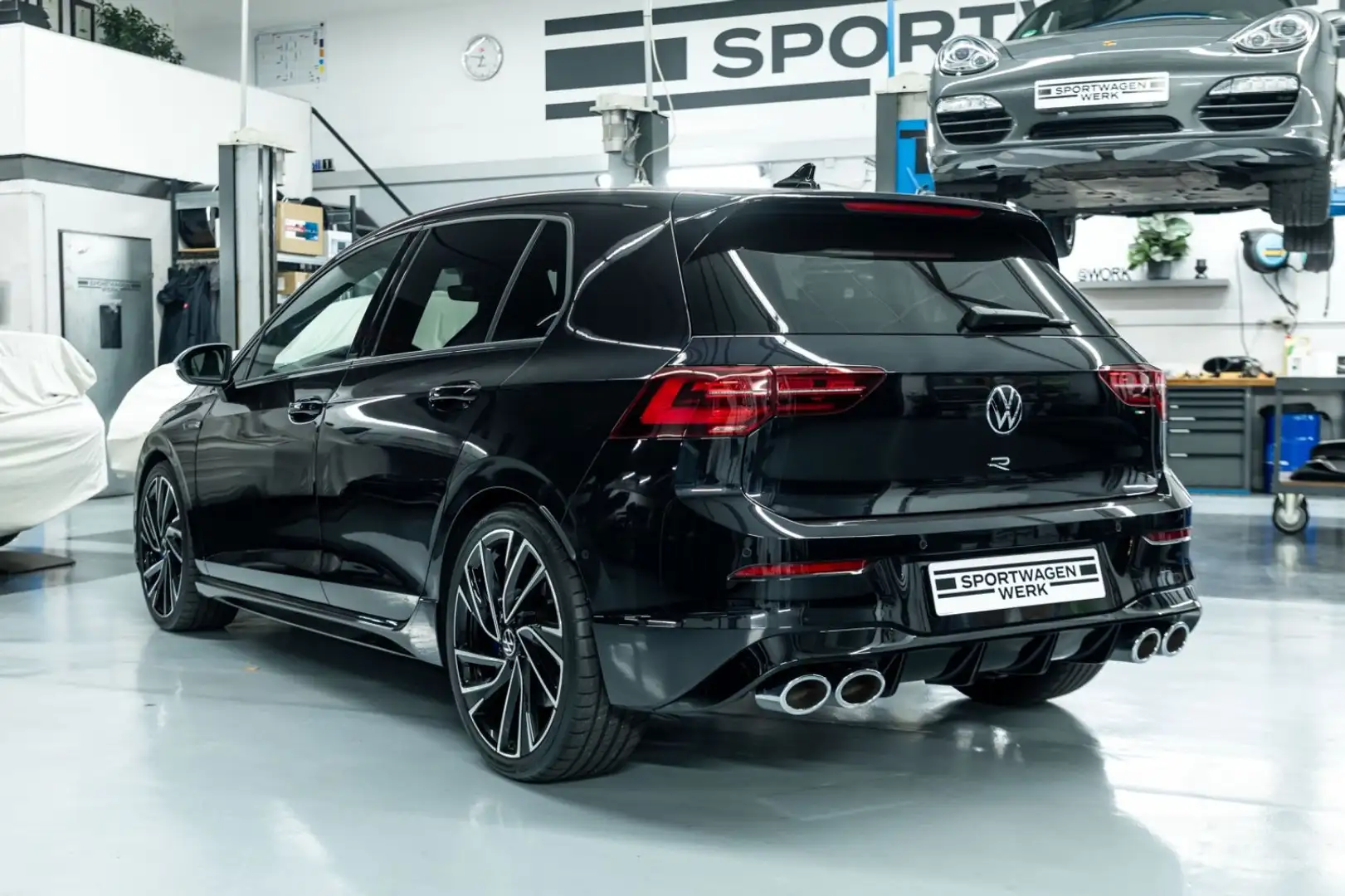 Volkswagen Golf R I LED I Harman-Kardon I Pano I 1. Hand Schwarz - 2