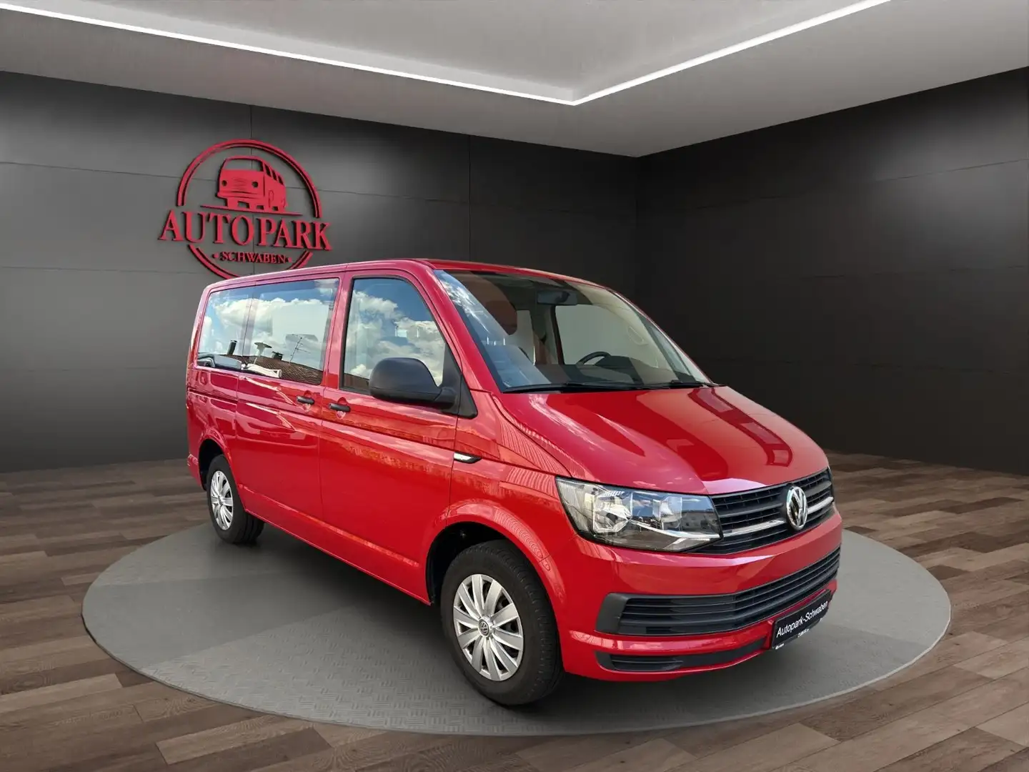 Volkswagen T6 Multivan 1.Hand,Scheckheft,Kamera,Top-Zustand Rood - 1
