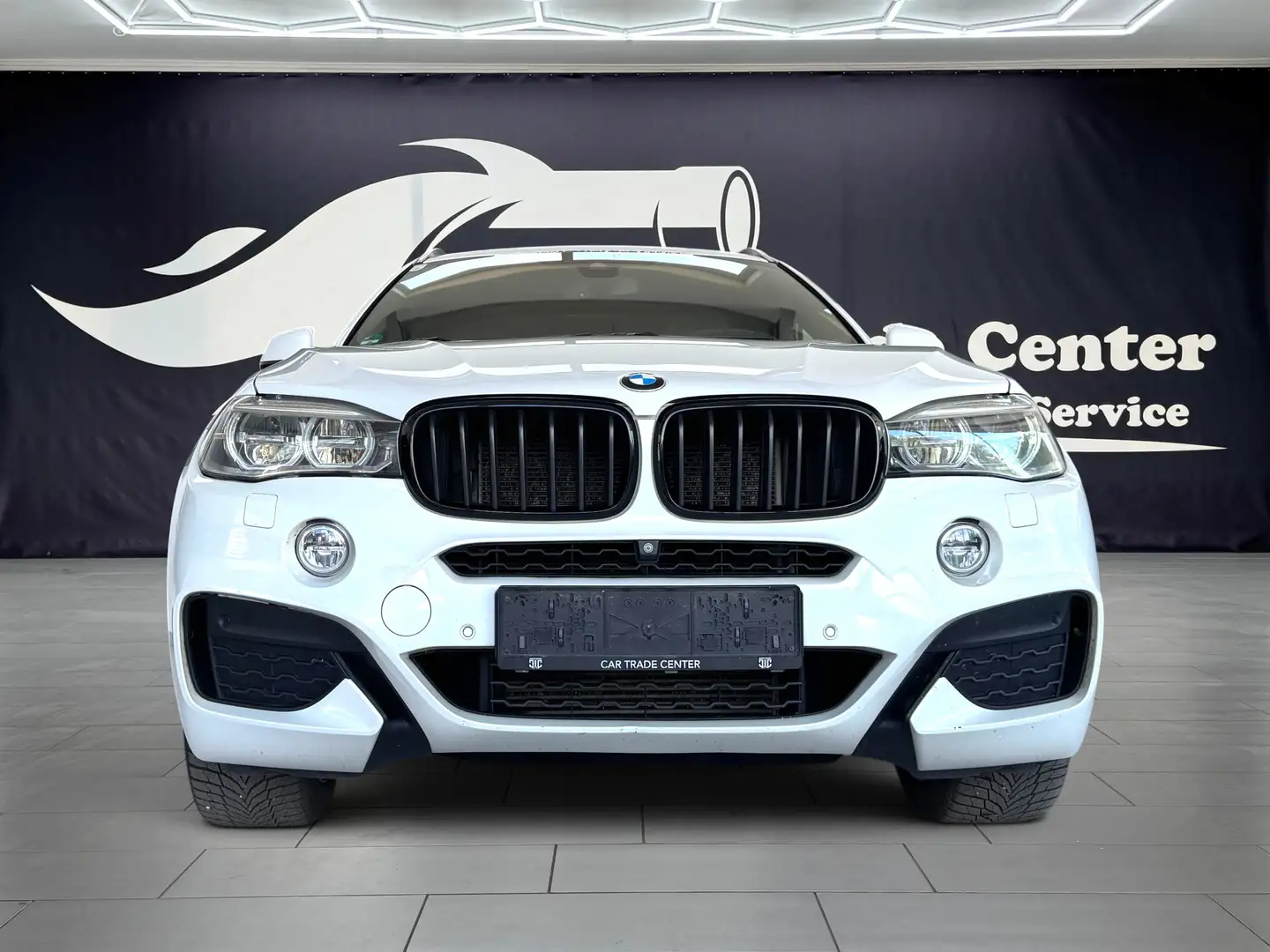 BMW X6 X6 xDrive30d Sport Activity Coupé Aut. M-Paket Weiß - 2