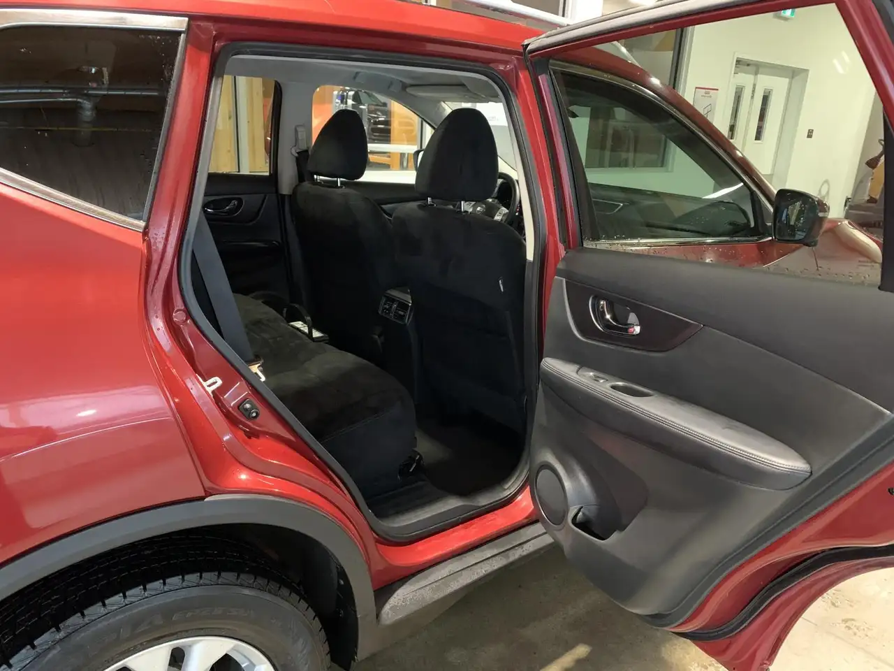Nissan Rogue снимка Nissan Rogue