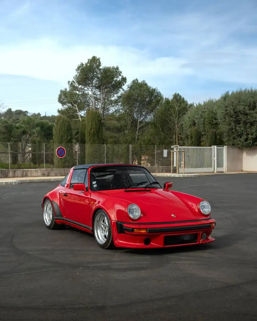 Porsche 911 Targa - 1