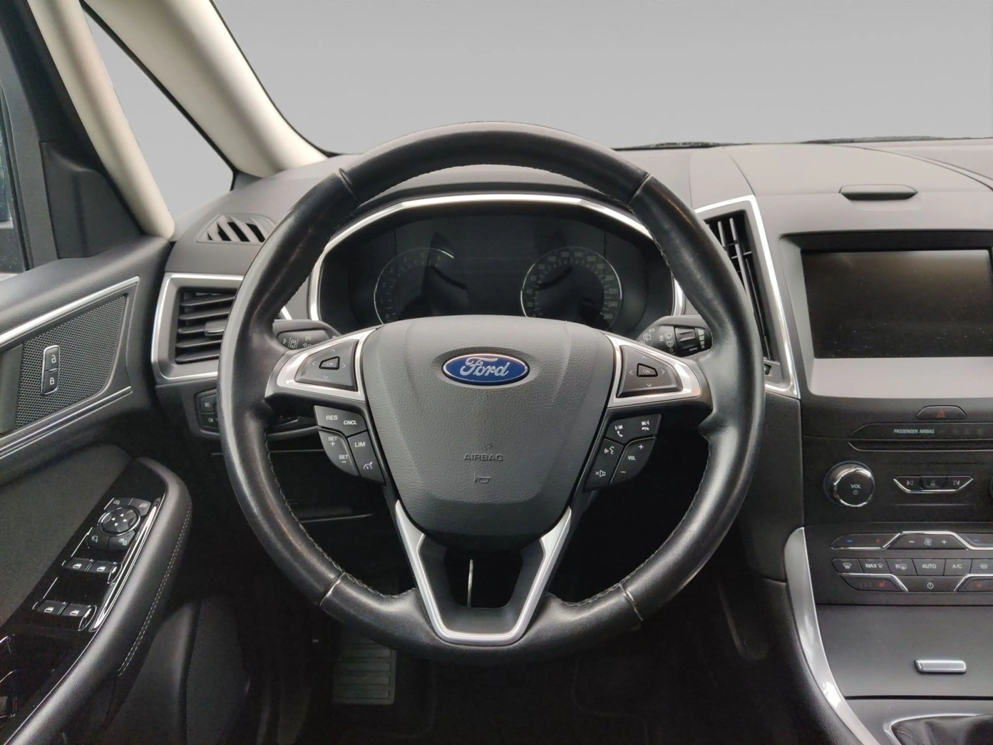 Ford S-Max 2.0 Titanium AHK Navi Kamera — photo 14