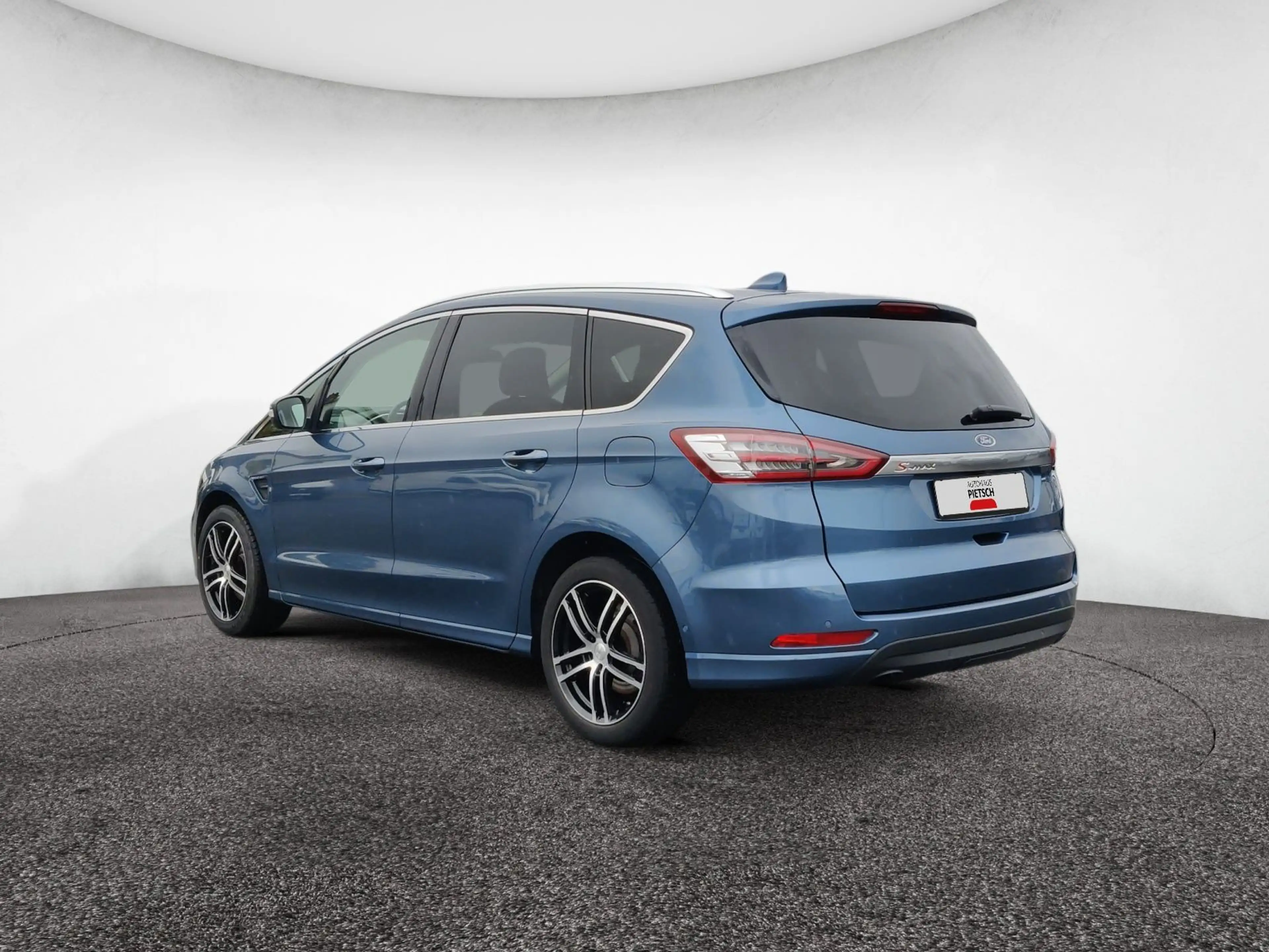 Ford S-Max 2.0 Titanium AHK Navi Kamera — photo 4