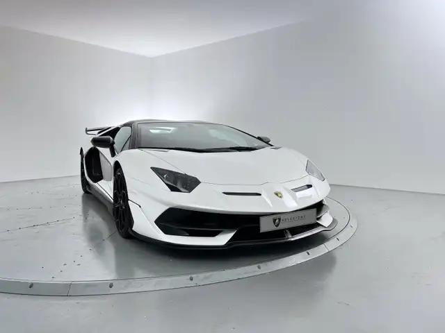 Lamborghini Aventador SVJ Roadster 6.5 V12 770