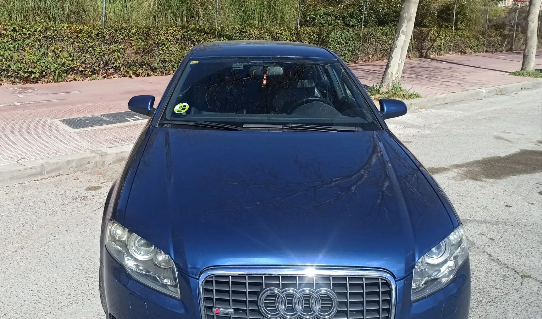 Audi A4 2.0TDI - 1