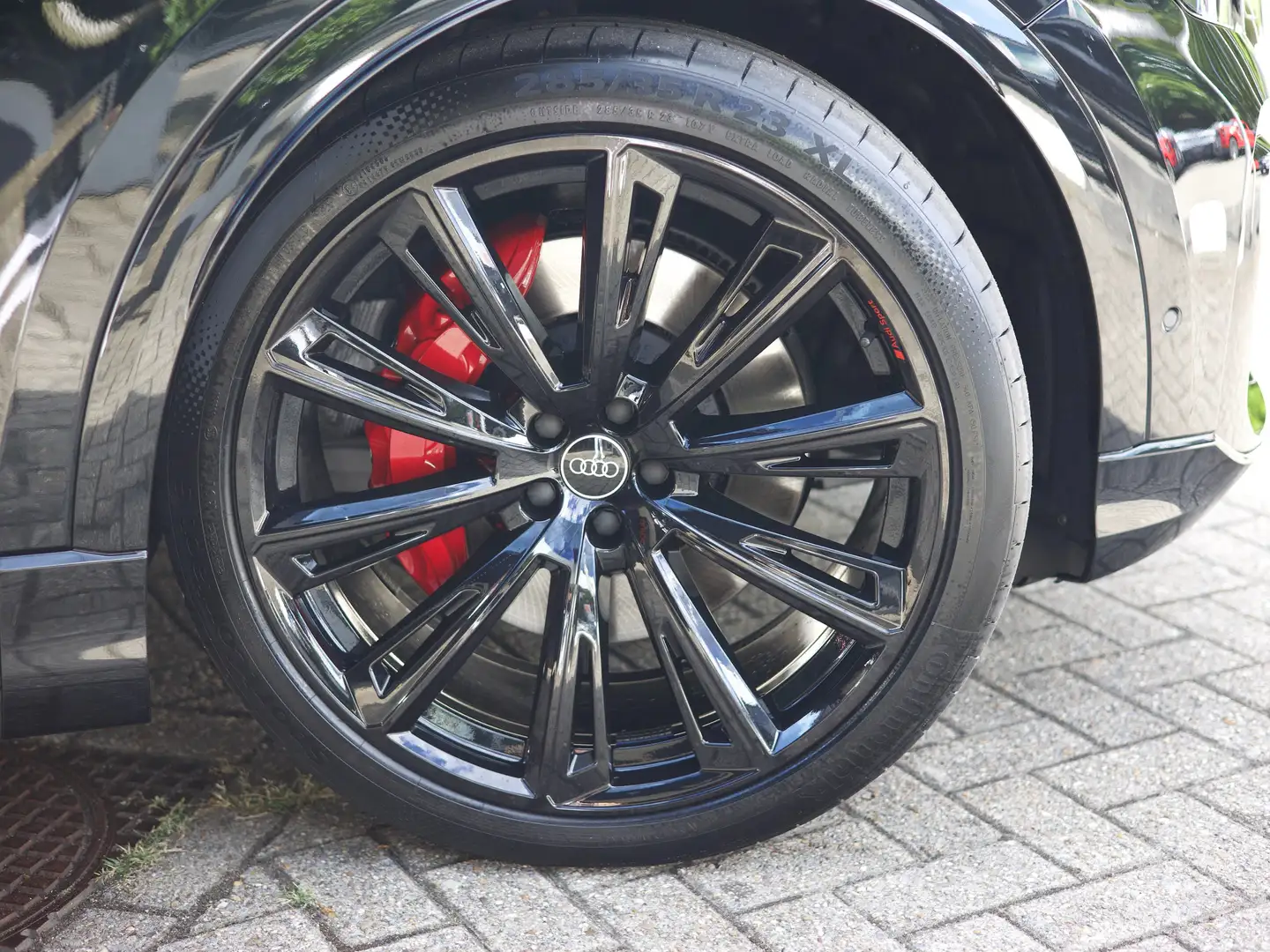 Audi Q8 60 TFSIe Competition | Carbon | Vierwielbesturing Noir - 2