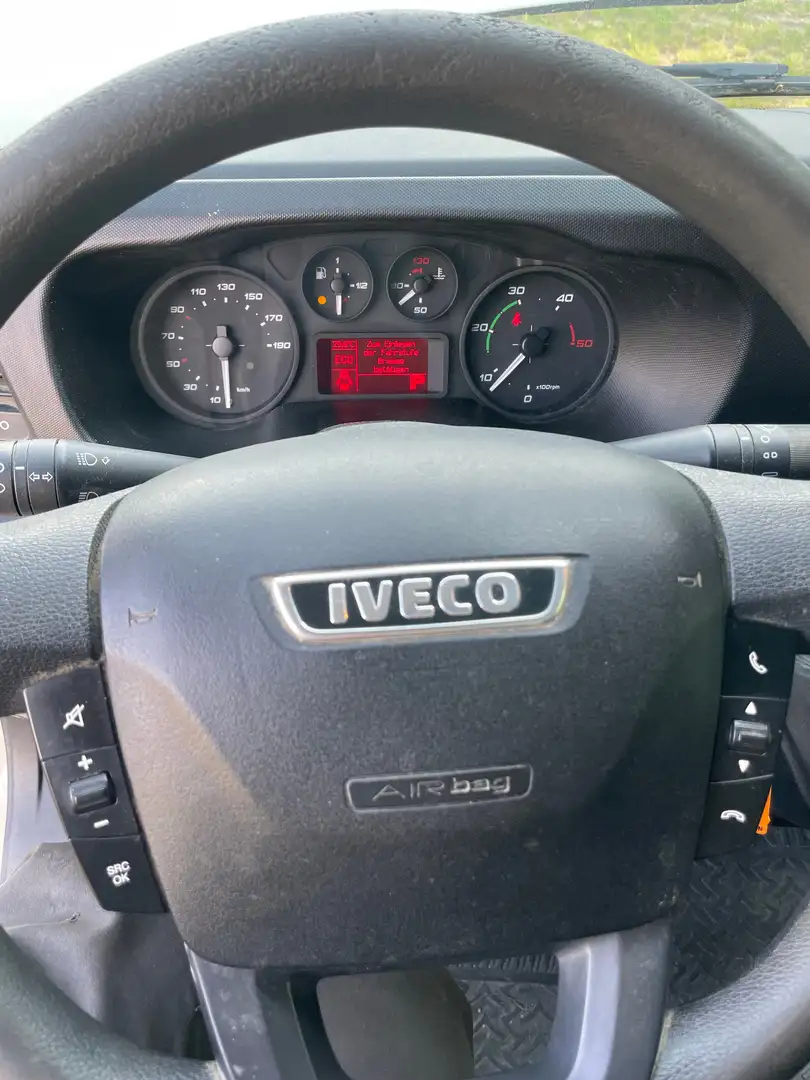 Iveco Daily 35 C 17A8 V Weiß - 2