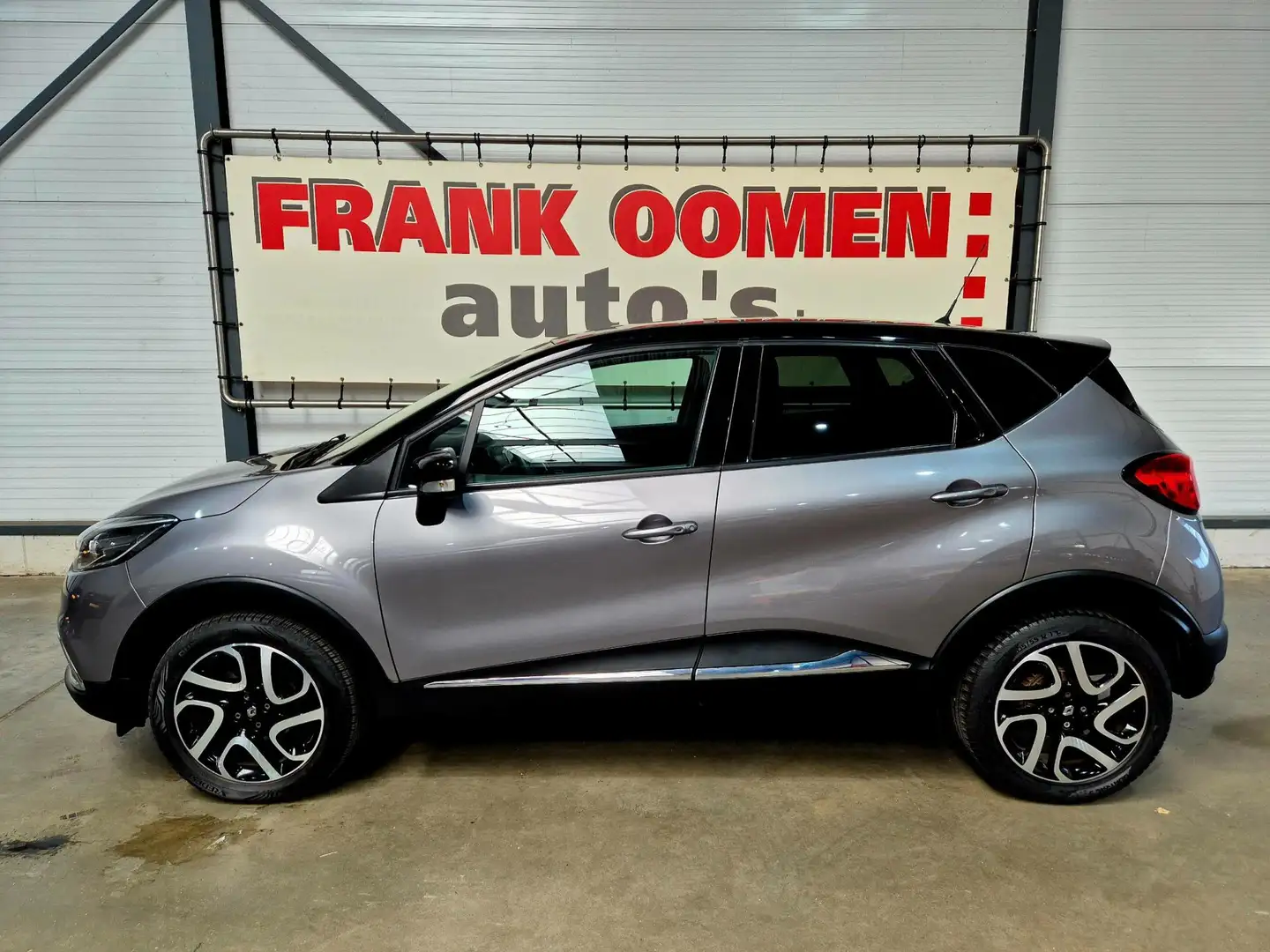 Renault Captur 0.9 TCe 90PK Dynamique + NAP|OH historie|Keyless|N Grijs - 2