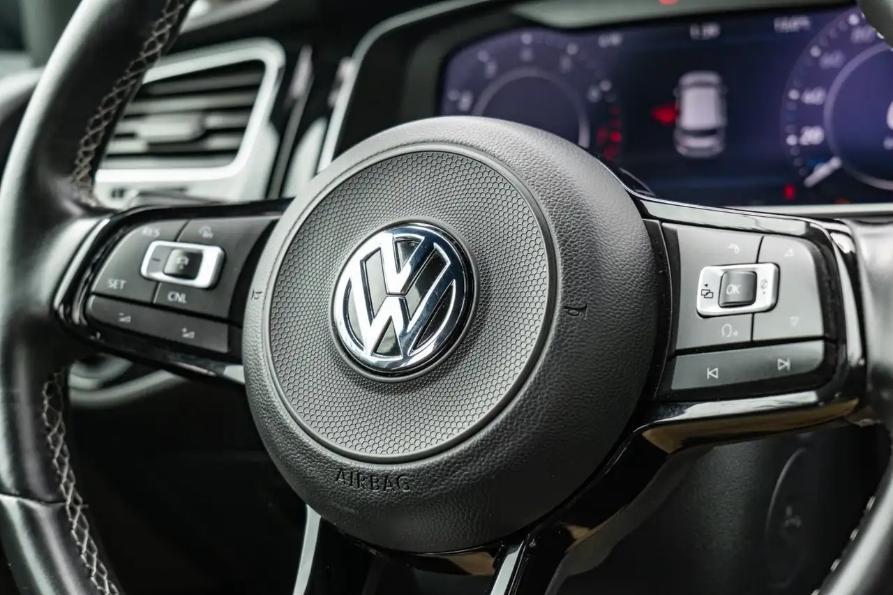 Volkswagen Golf R fotografie Volkswagen Golf R