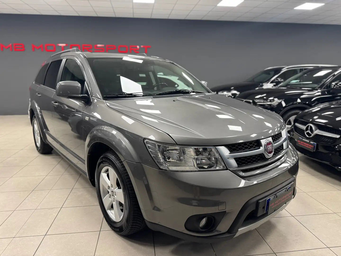 Fiat Freemont Freemont 2.0 mjt Lounge 7 posti 140cv Grijs - 1