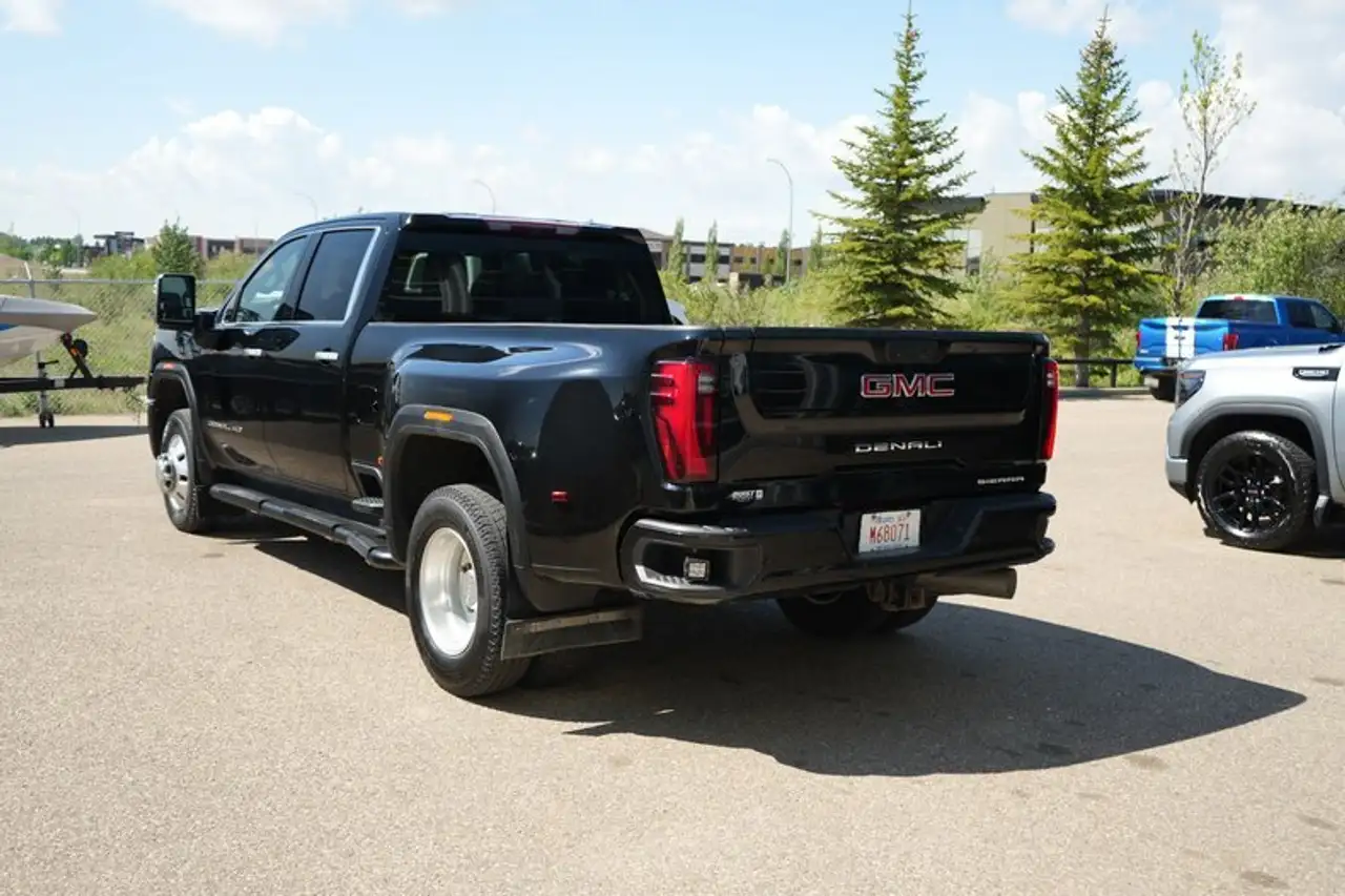 GMC Sierra 3500HD fotografie GMC Sierra 3500HD