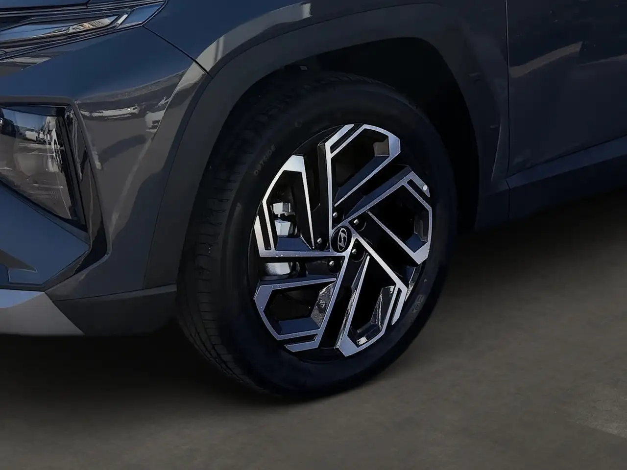 Hyundai TUCSON Prime Plug-In Hybrid 4WD 8