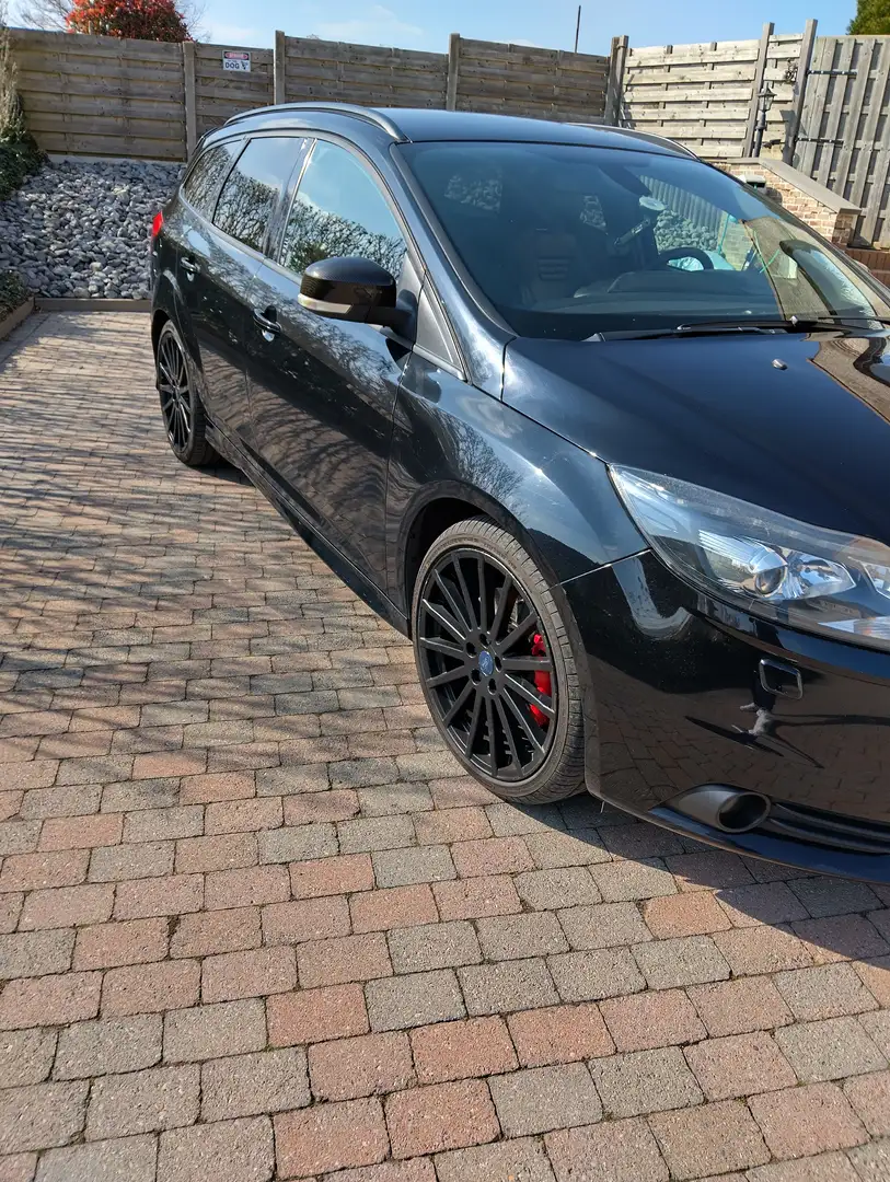 Ford Focus Focus Turnier 2.0 EcoBoost ST - 2