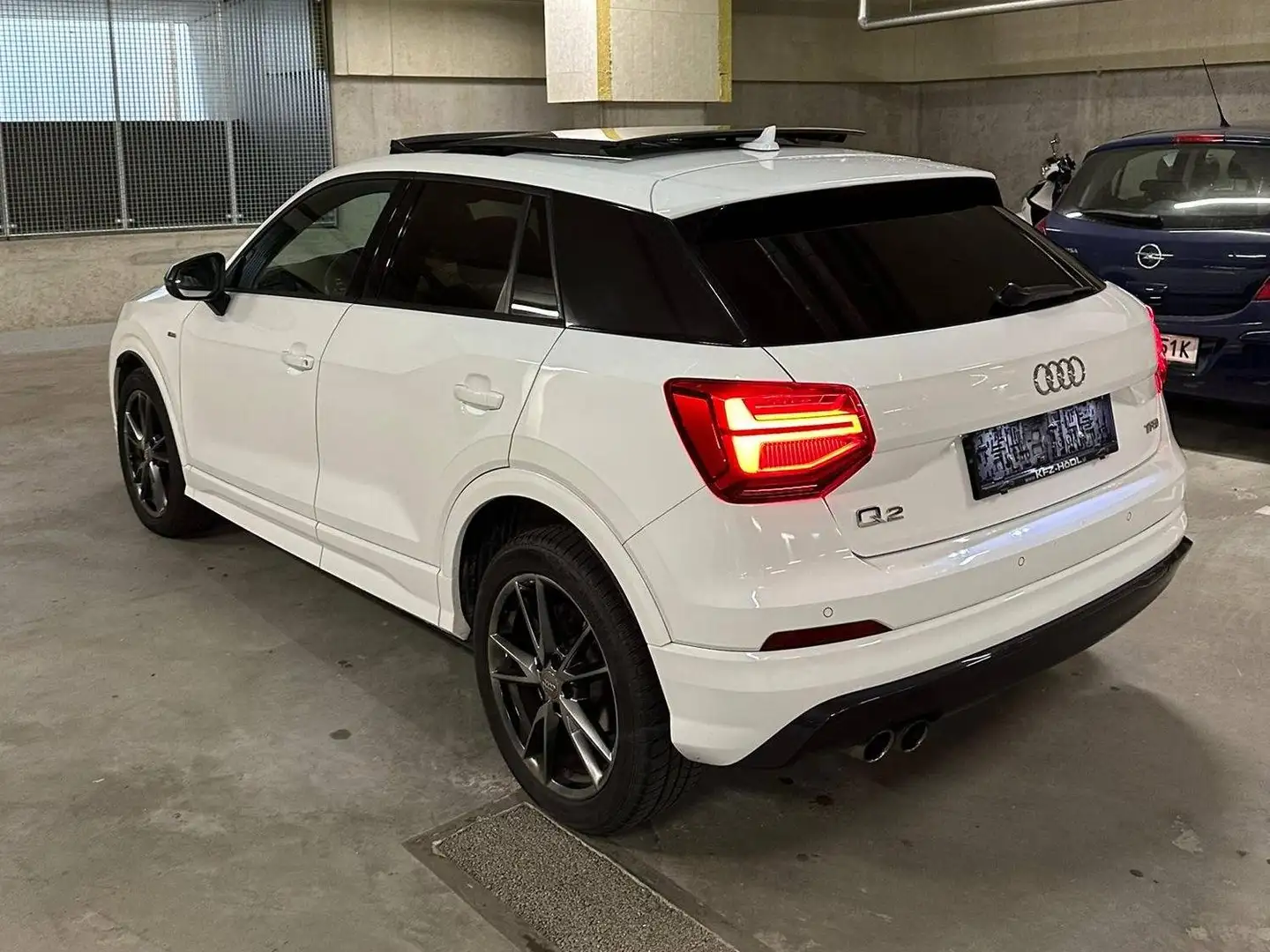 Audi Q2 Q2 1,4 TFSI COD Design S-tronic Design Weiß - 2