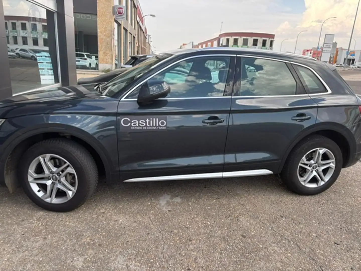 Audi Q5 2.0TDI Design quattro-ultra S tronic 120kW Negro - 1