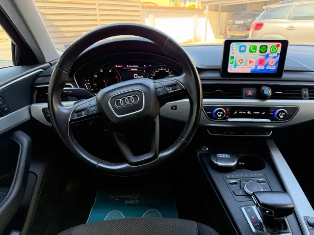 Audi A4 view 16