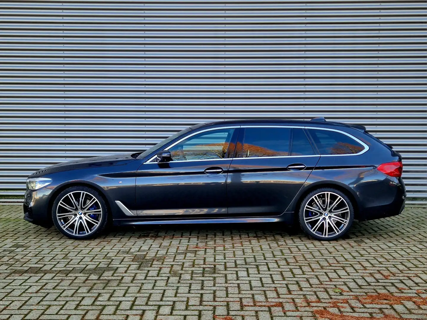 BMW 530 5-serie Touring 530i High Executive M Pakket / 360 Gris - 2