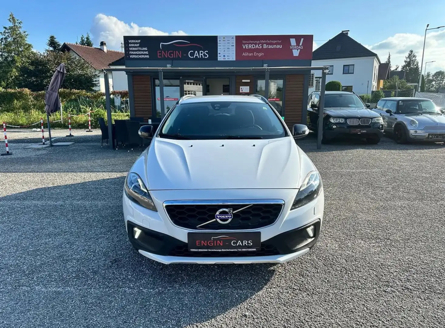 Volvo V40 Cross Country PDC/SZH/Tempomat/ Alb - 2