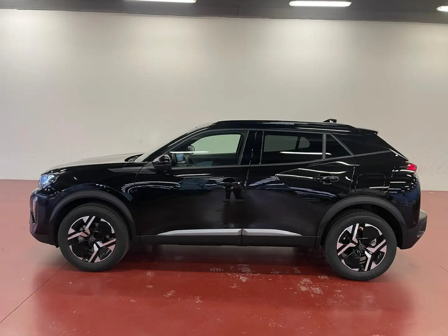 Peugeot 2008 1.2 PureTech Allure Noir - 2