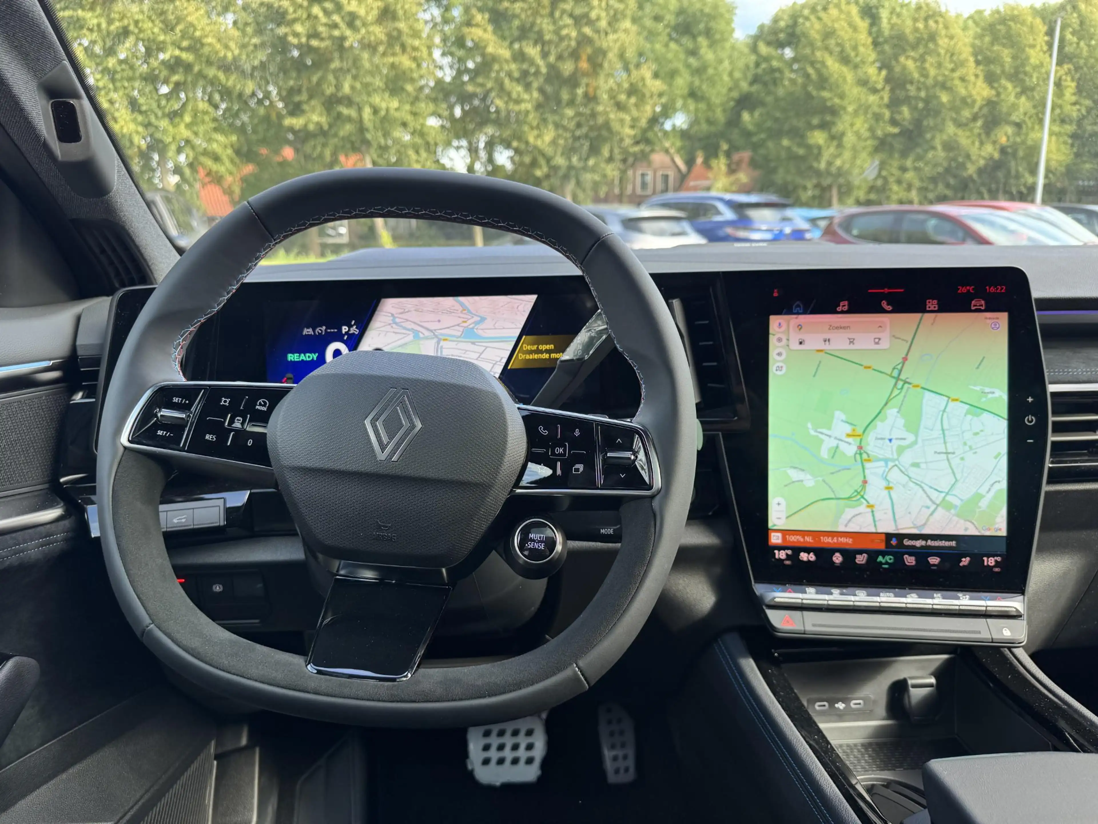 Renault Austral 1.2 E-Tech full hybrid 200 esprit Alpine — photo 17