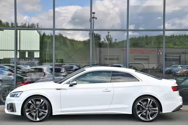 Audi S5 view 6